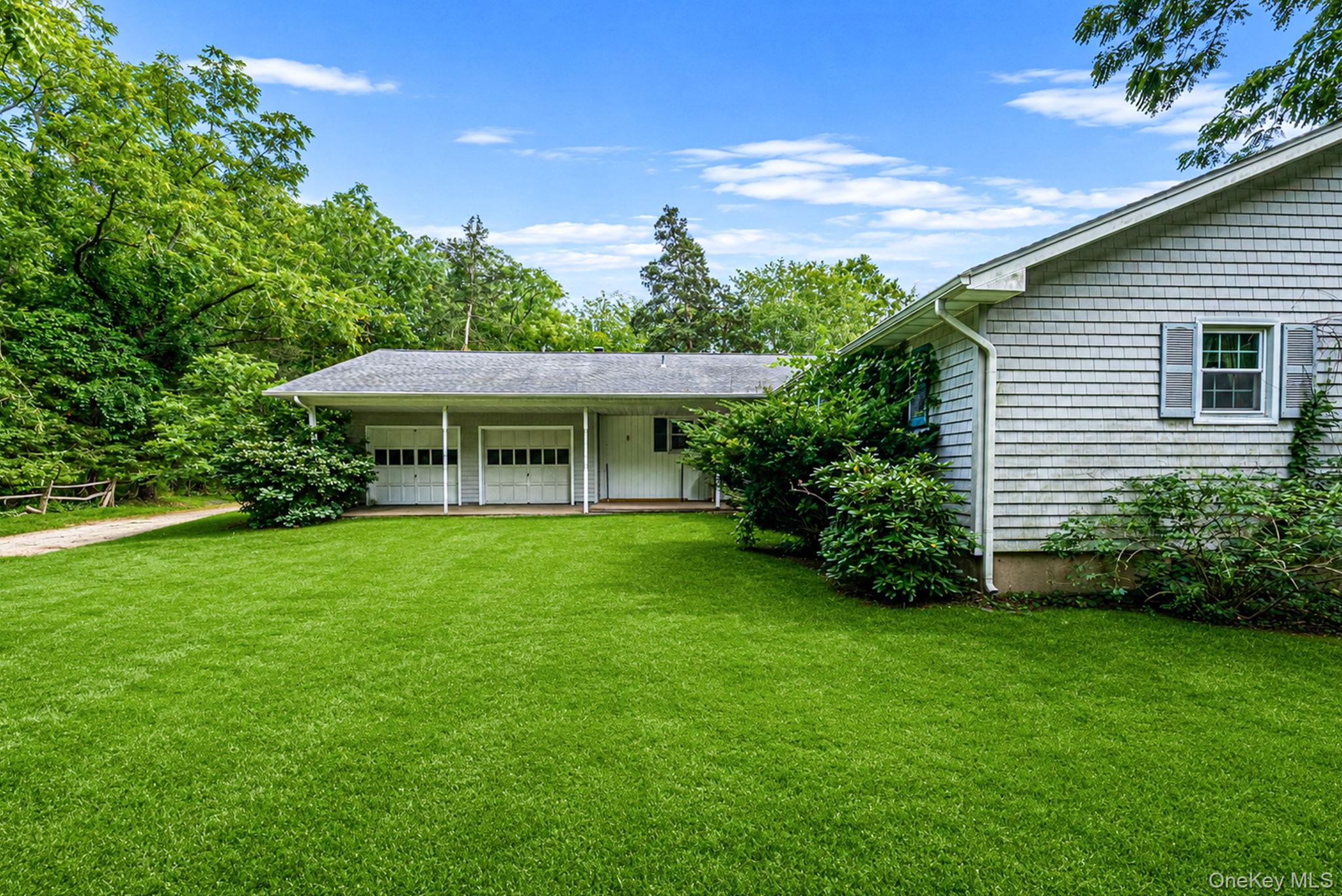 42 E Bartlett Road Property Photo 3
