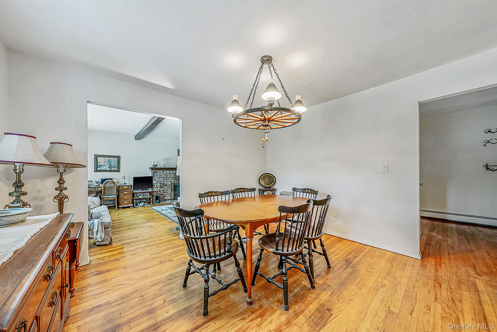 42 E Bartlett Road Property Photo 19