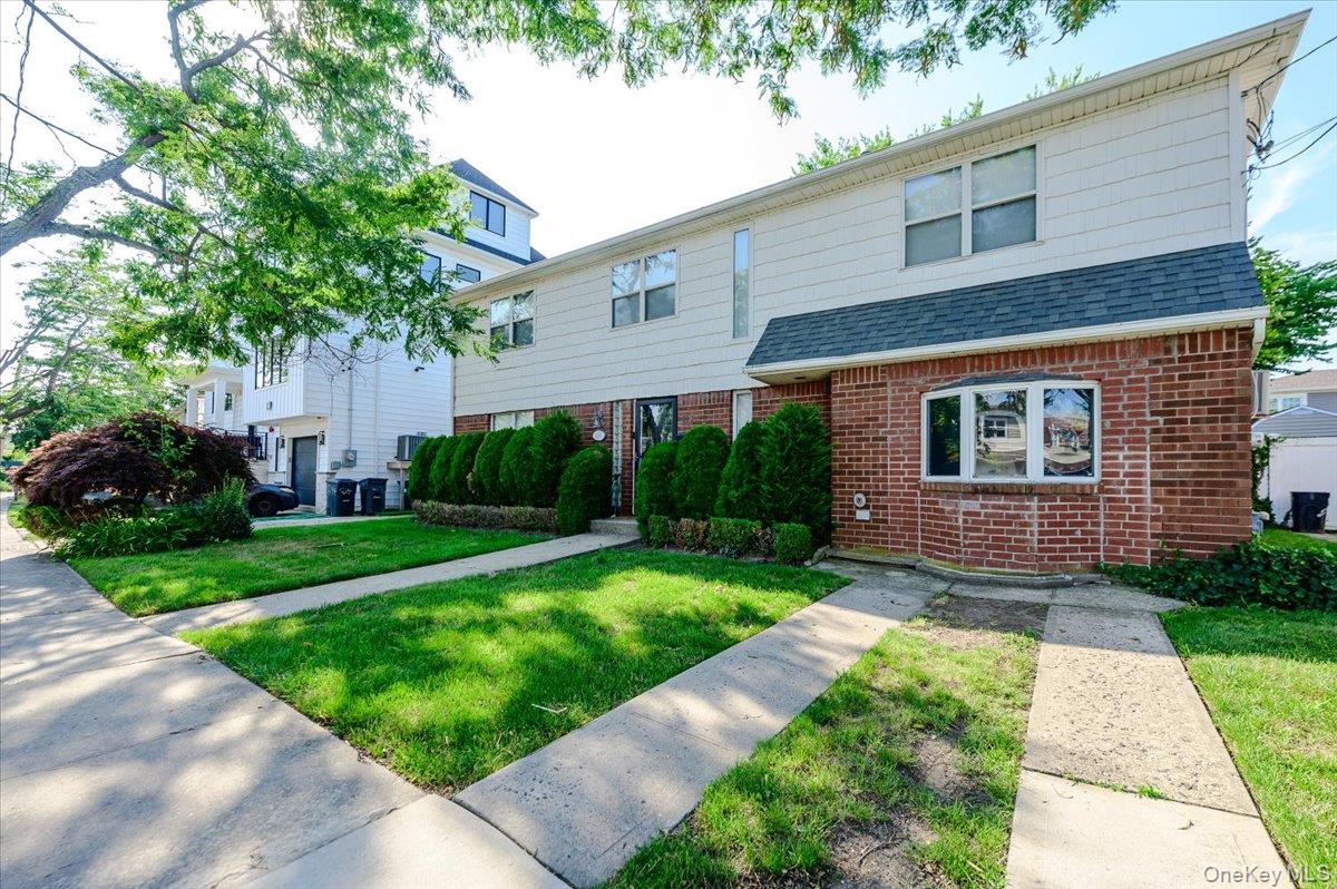 634 Jarvis Avenue Property Photo 27