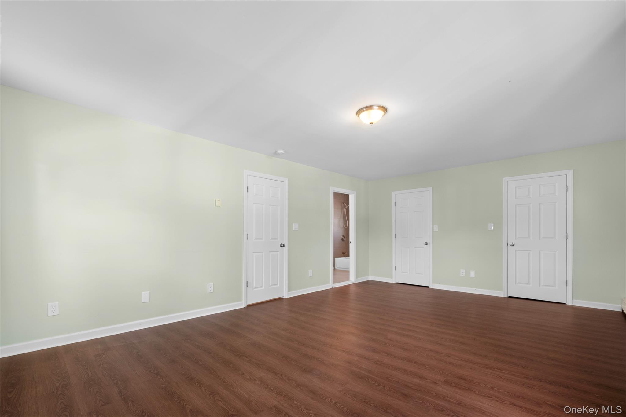 394 Warwick Road Property Photo 14