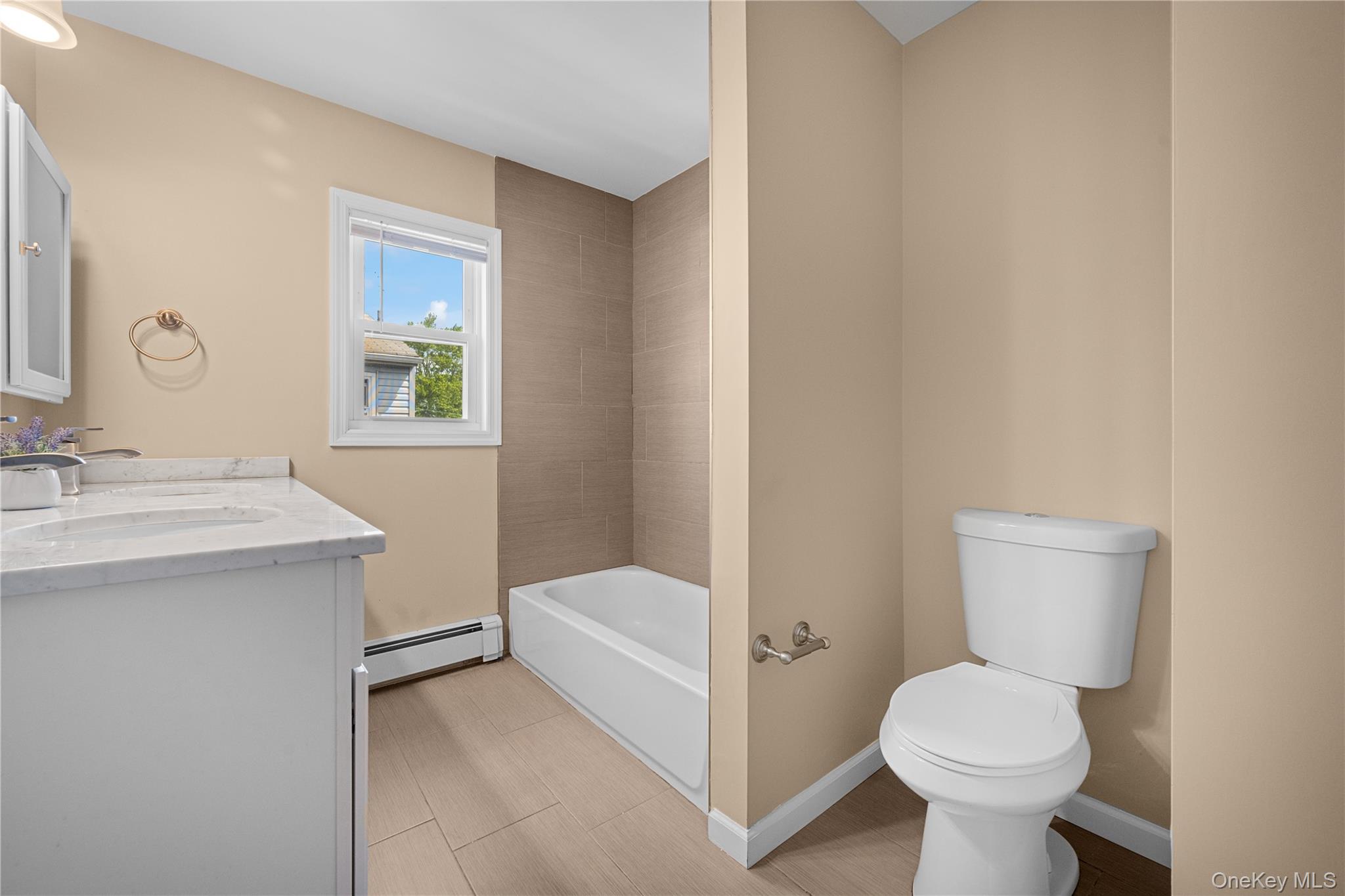 394 Warwick Road Property Photo 22