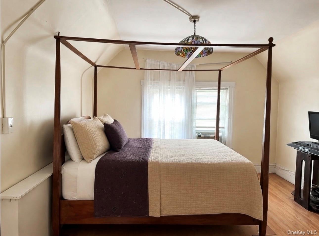 129 Urban Street Property Photo 17
