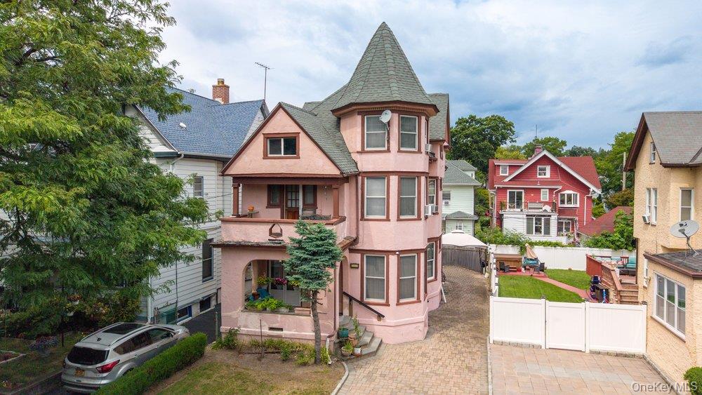 129 Urban Street Property Photo 25