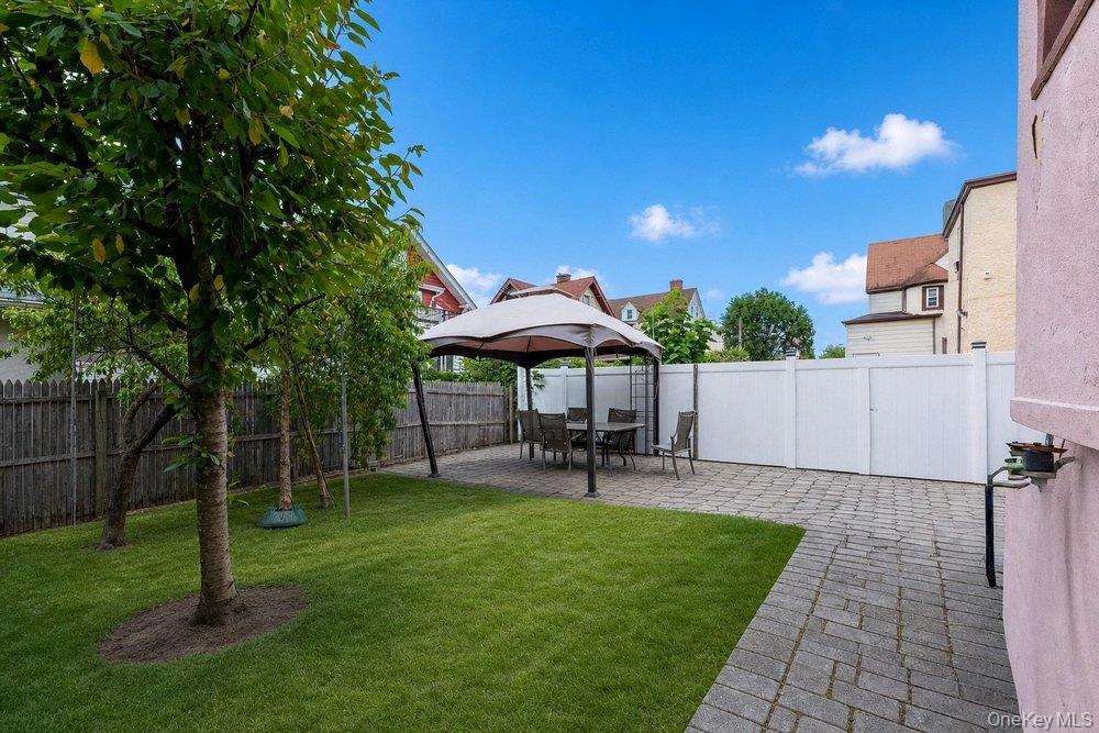 129 Urban Street Property Photo 34