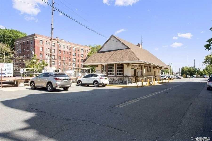 141 Wyckoff Place 4a Property Photo 20