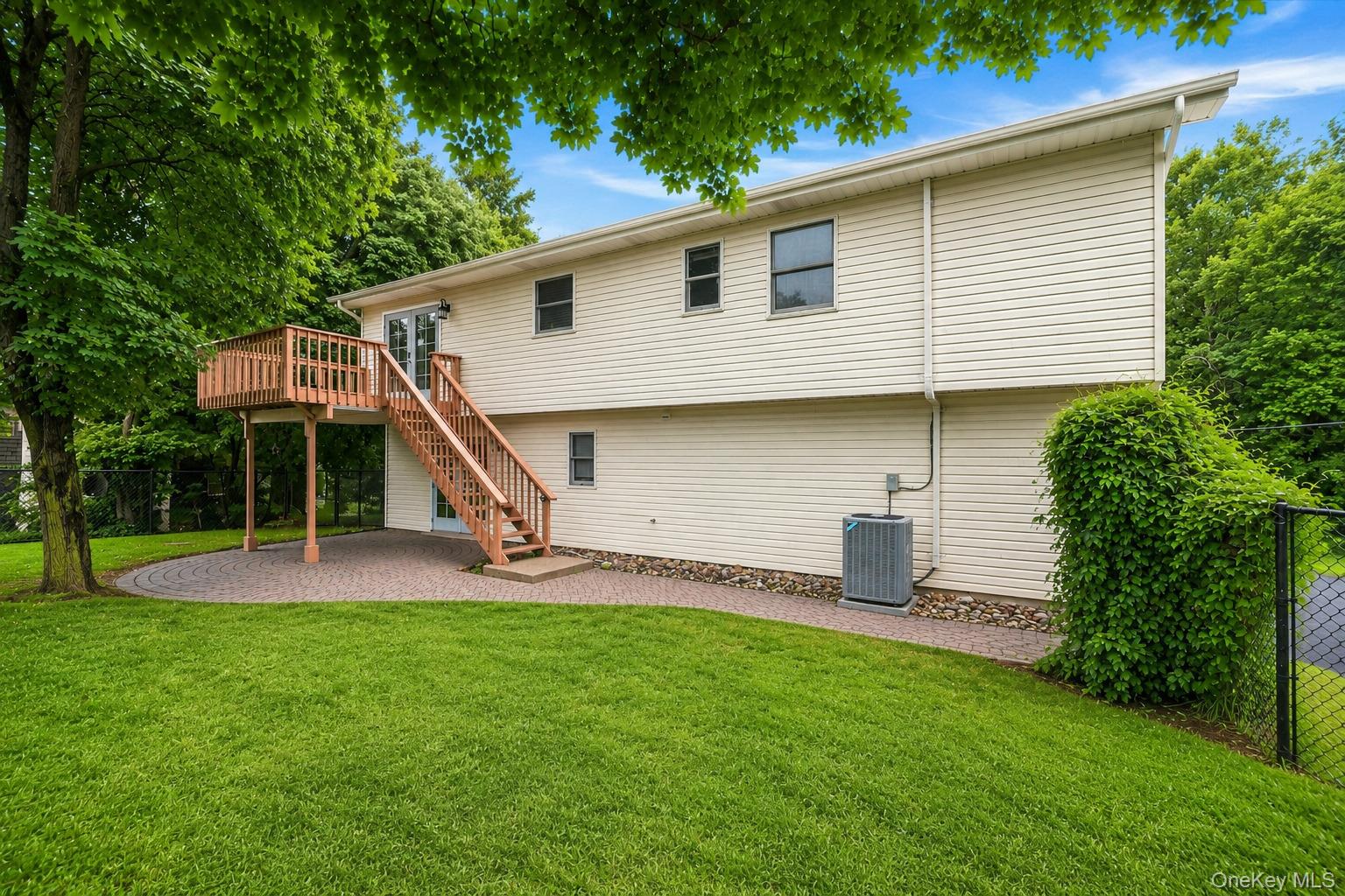 30 Suffern Road Property Photo 5