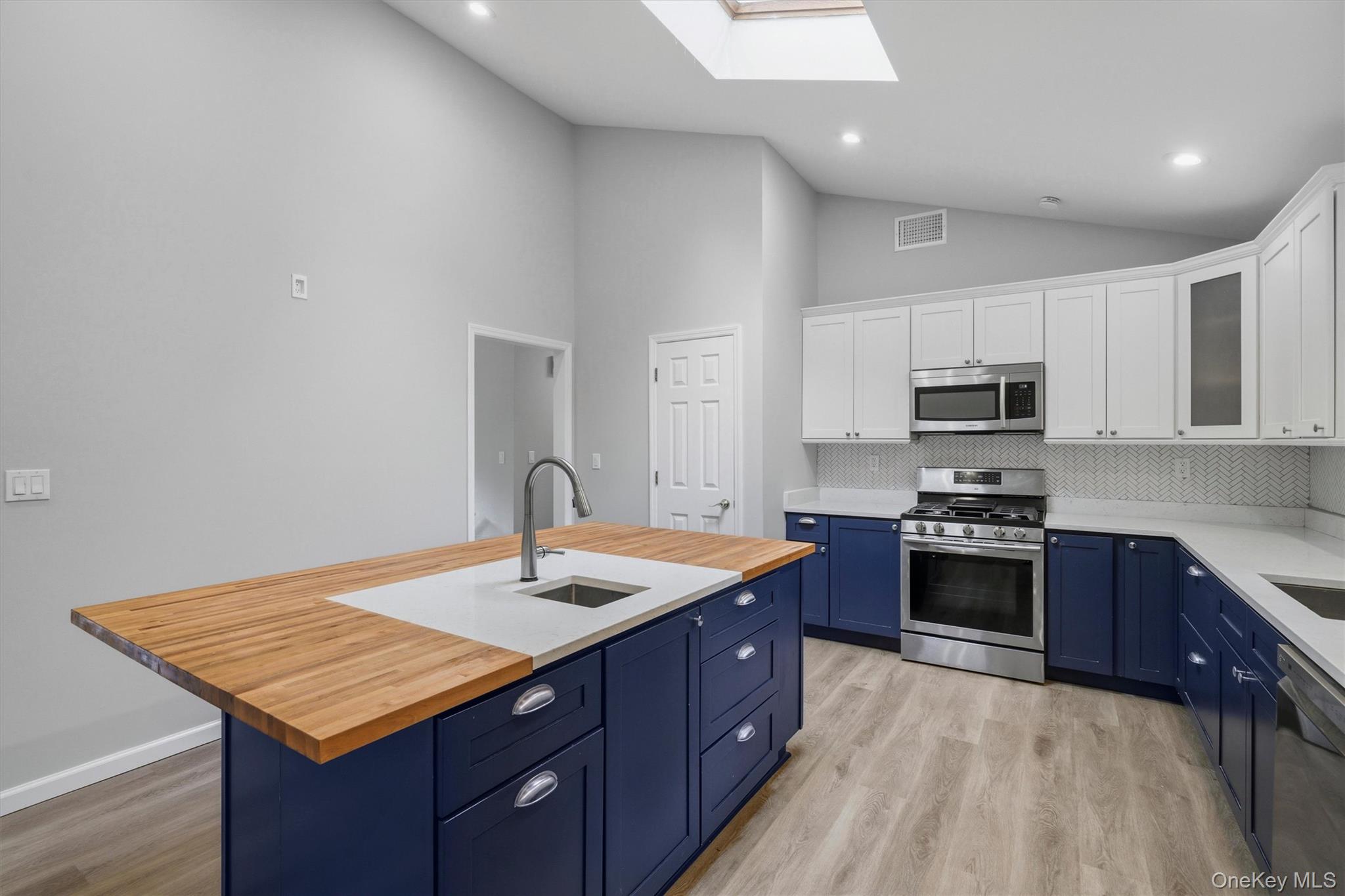 30 Suffern Road Property Photo 12
