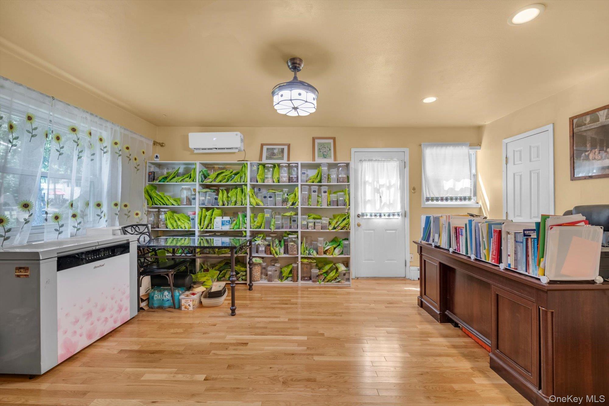 257 Schenck Avenue Property Photo 5
