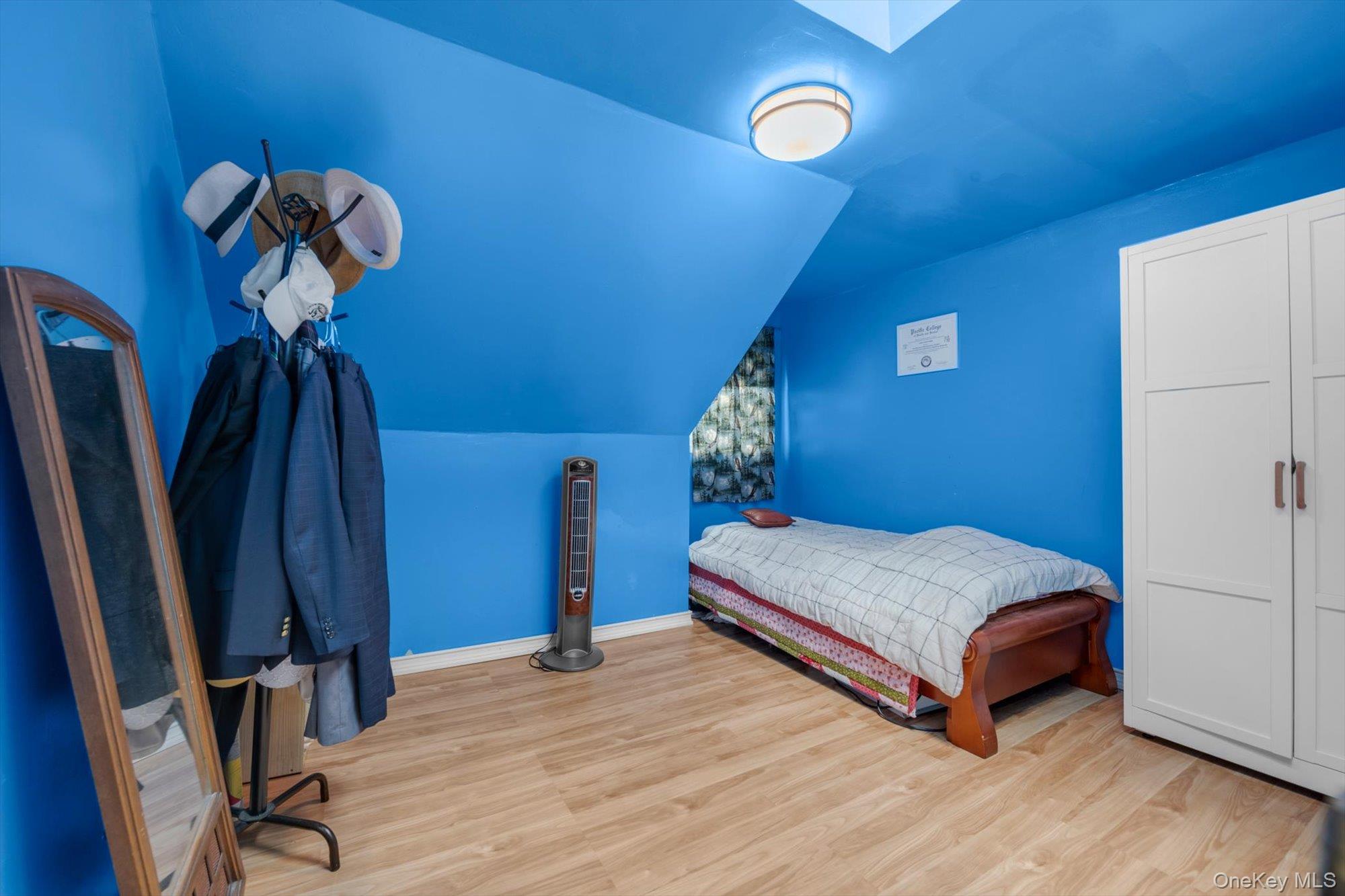 257 Schenck Avenue Property Photo 7