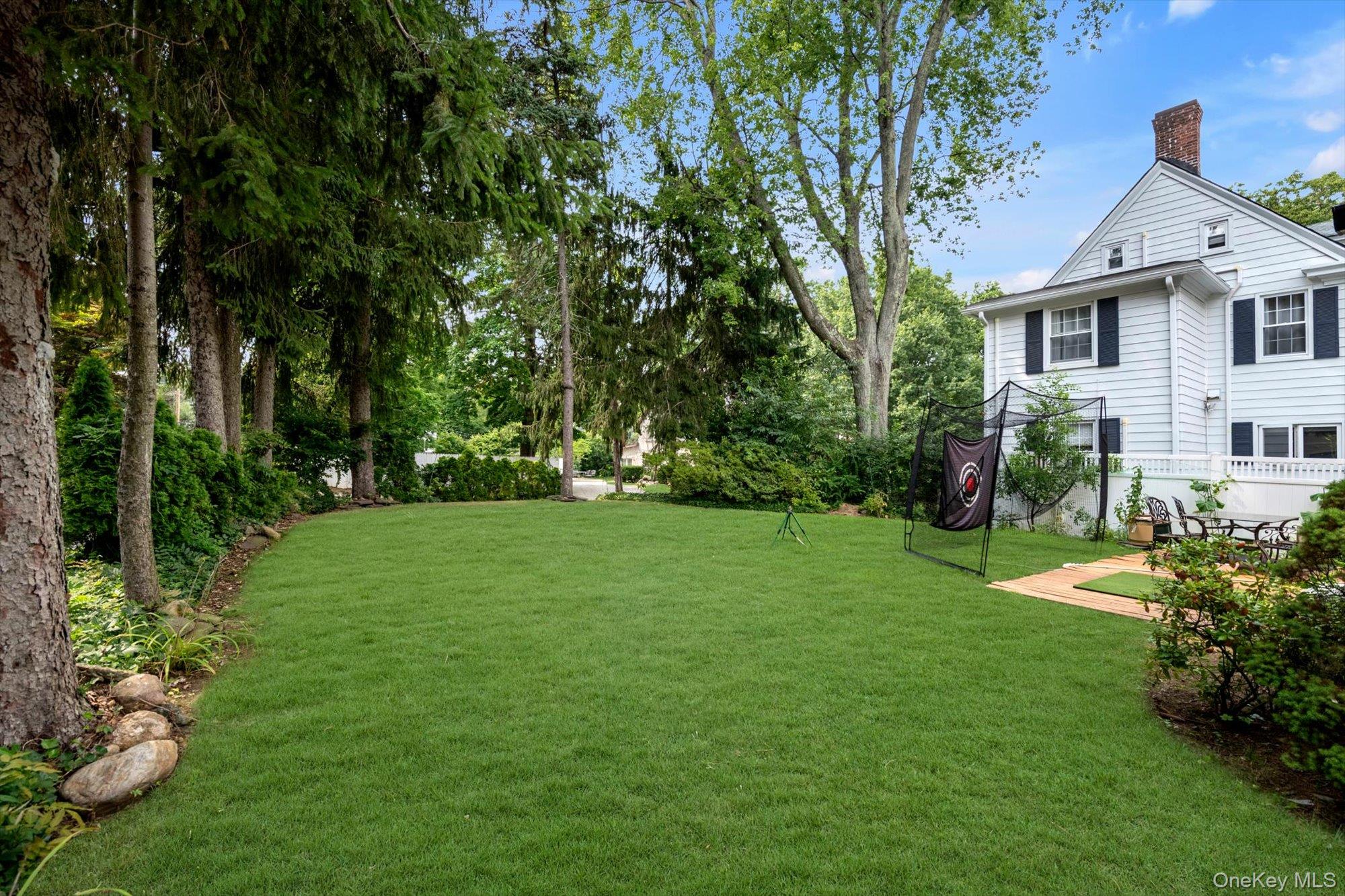 257 Schenck Avenue Property Photo 13