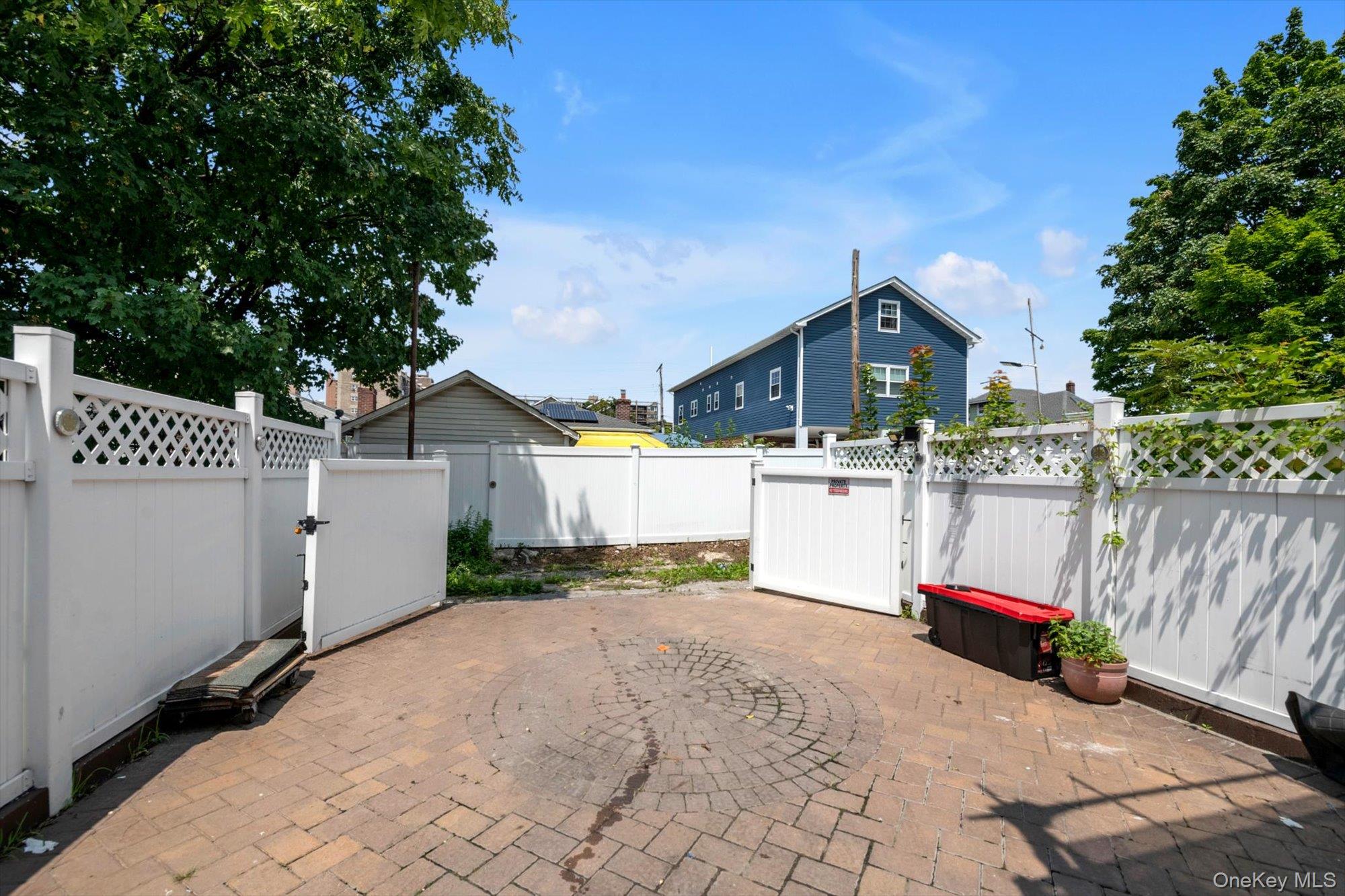 2053 Turnbull Avenue Property Photo 23
