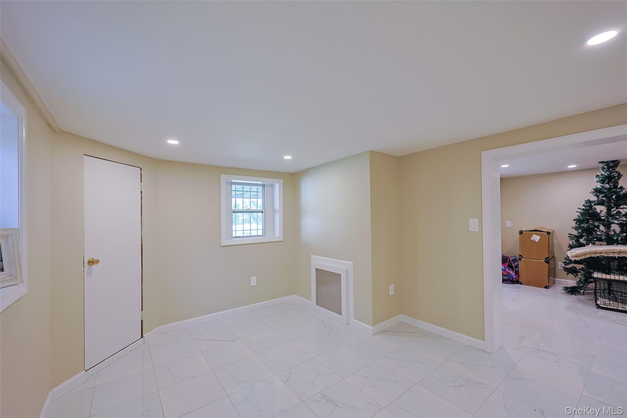 10-07 141st Street Property Photo 15