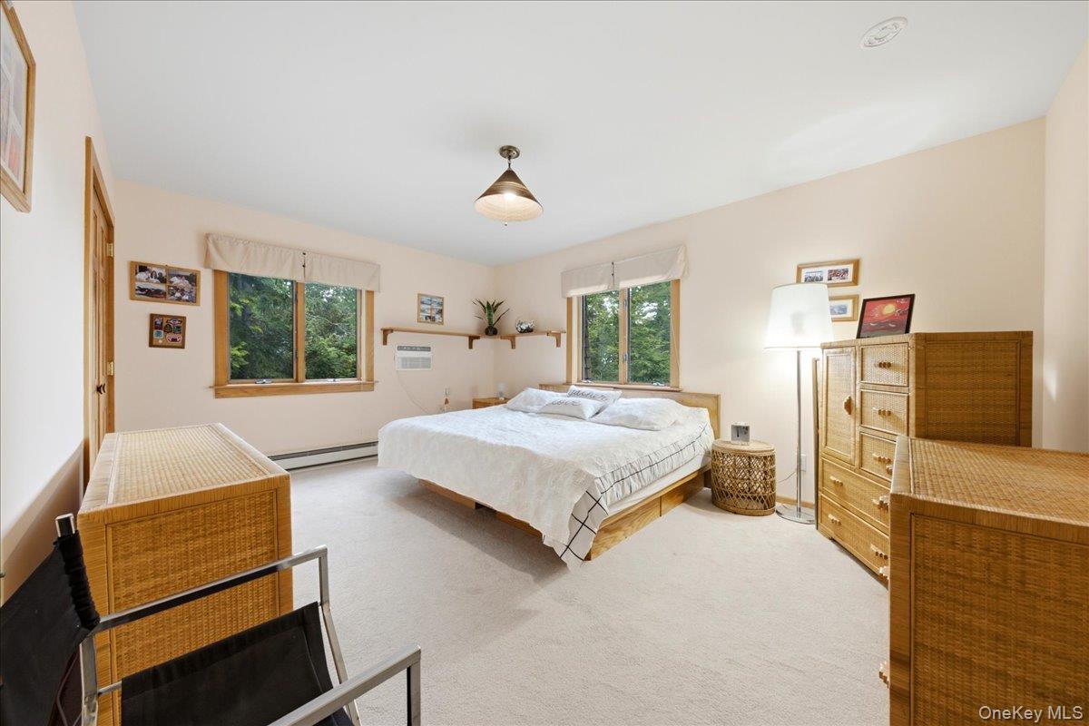 15 Woodcrest Terrace Property Photo 24