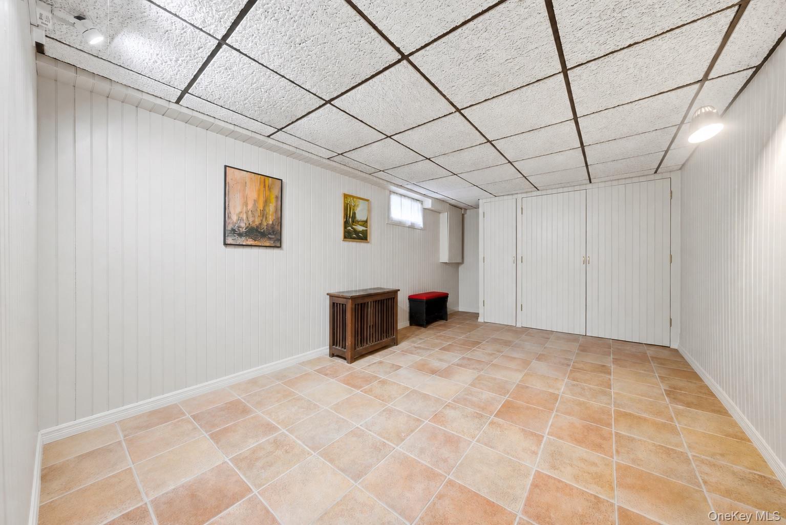 15 Woodcrest Terrace Property Photo 32