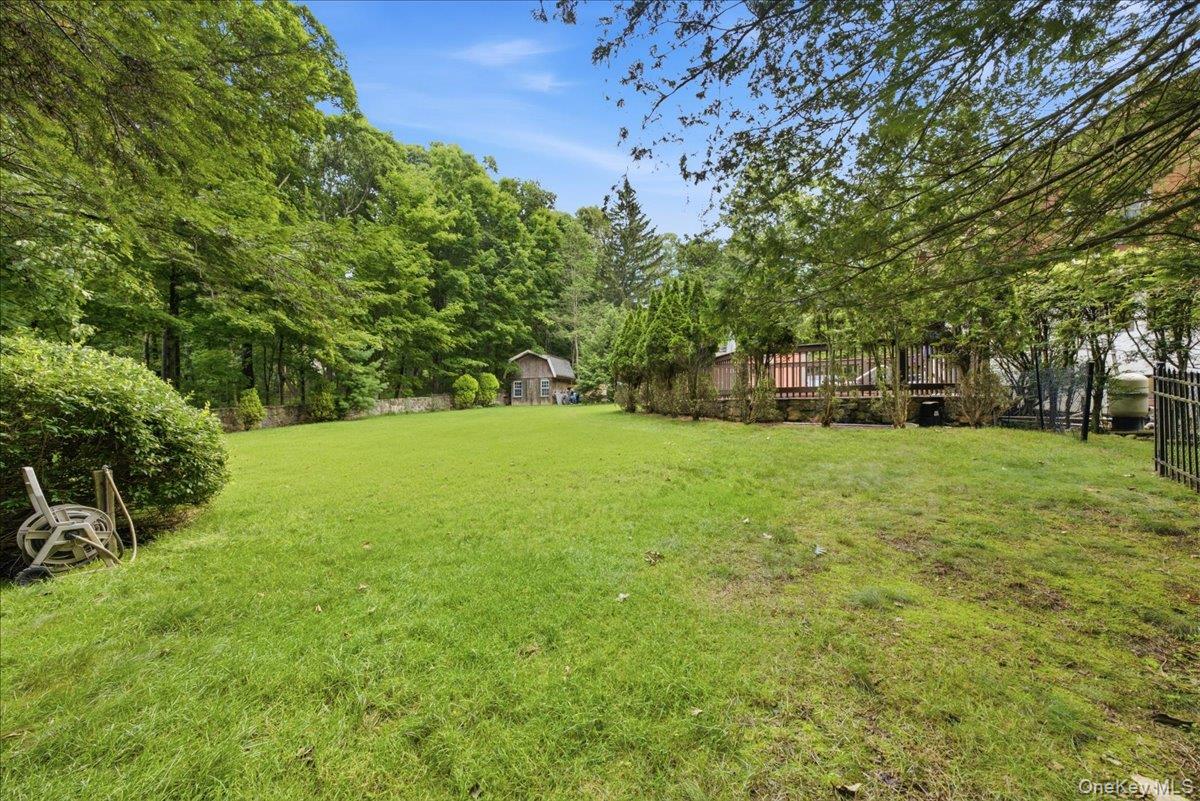 15 Woodcrest Terrace Property Photo 40