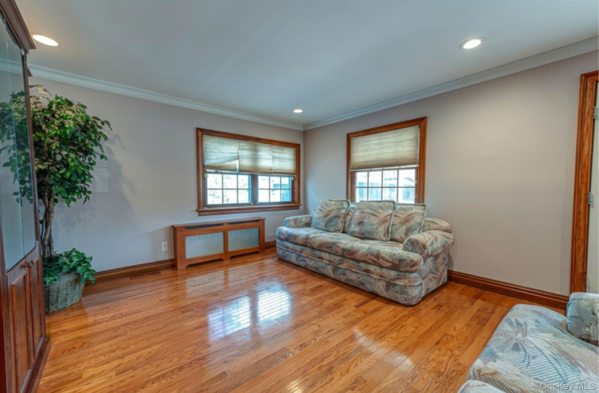 720 Farmers Avenue Property Photo 7