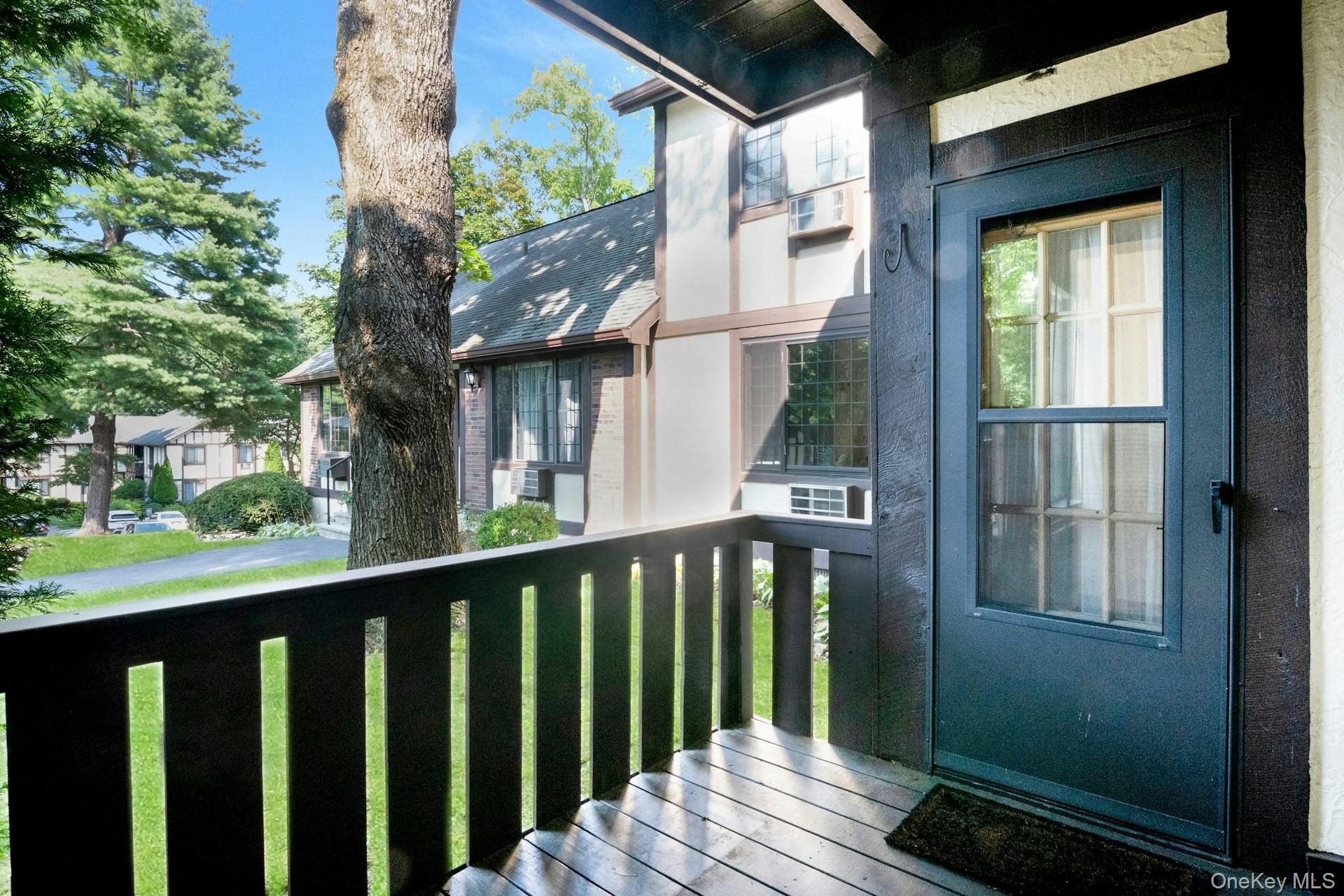 21 Foxwood Drive 2 Property Photo 4