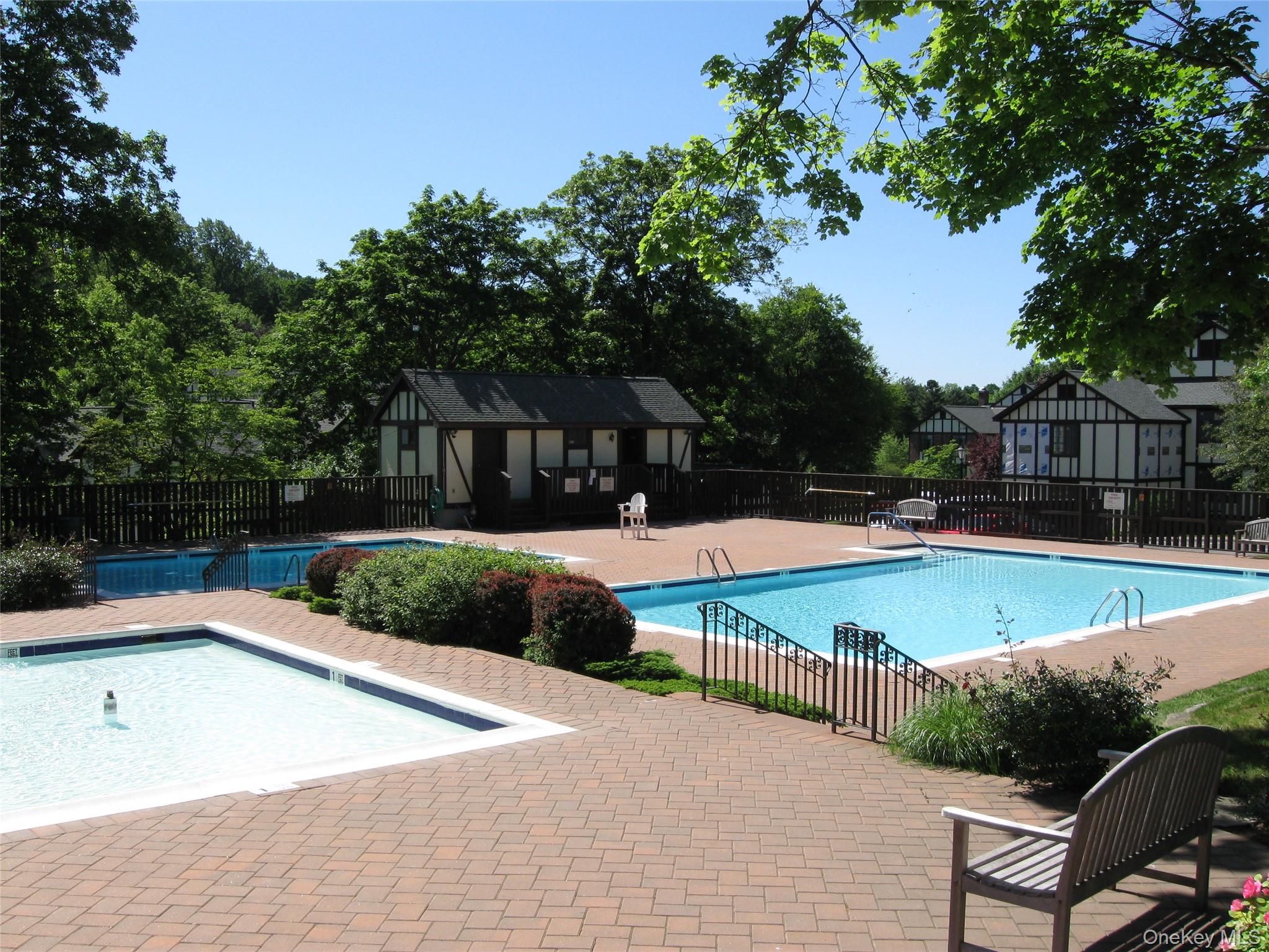 21 Foxwood Drive 2 Property Photo 29