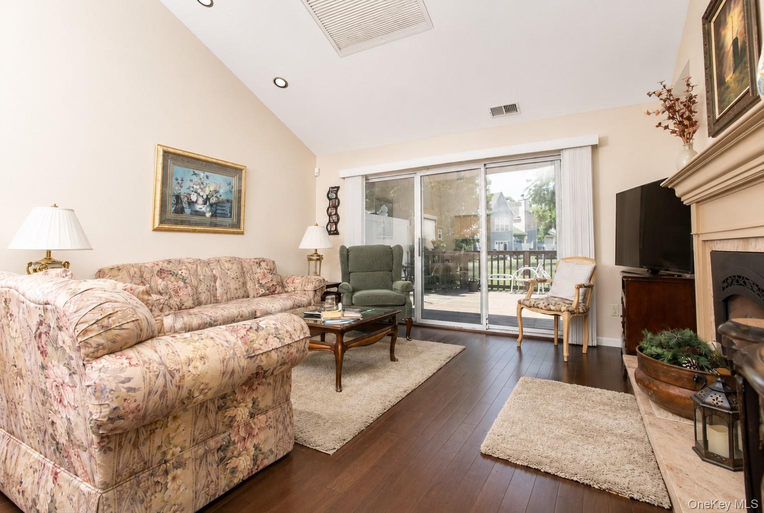65 Mystic Circle Property Photo 6