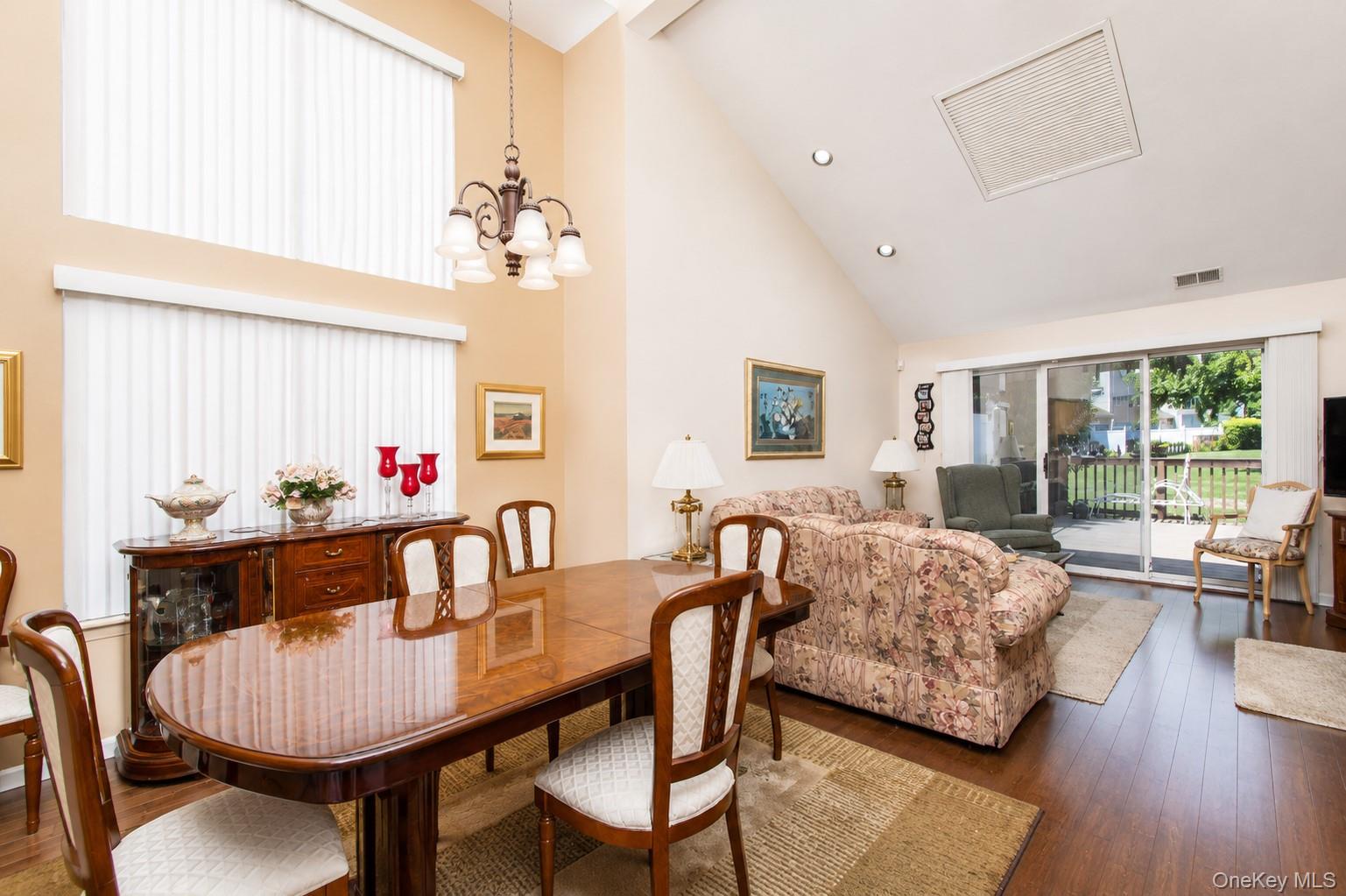 65 Mystic Circle Property Photo 7