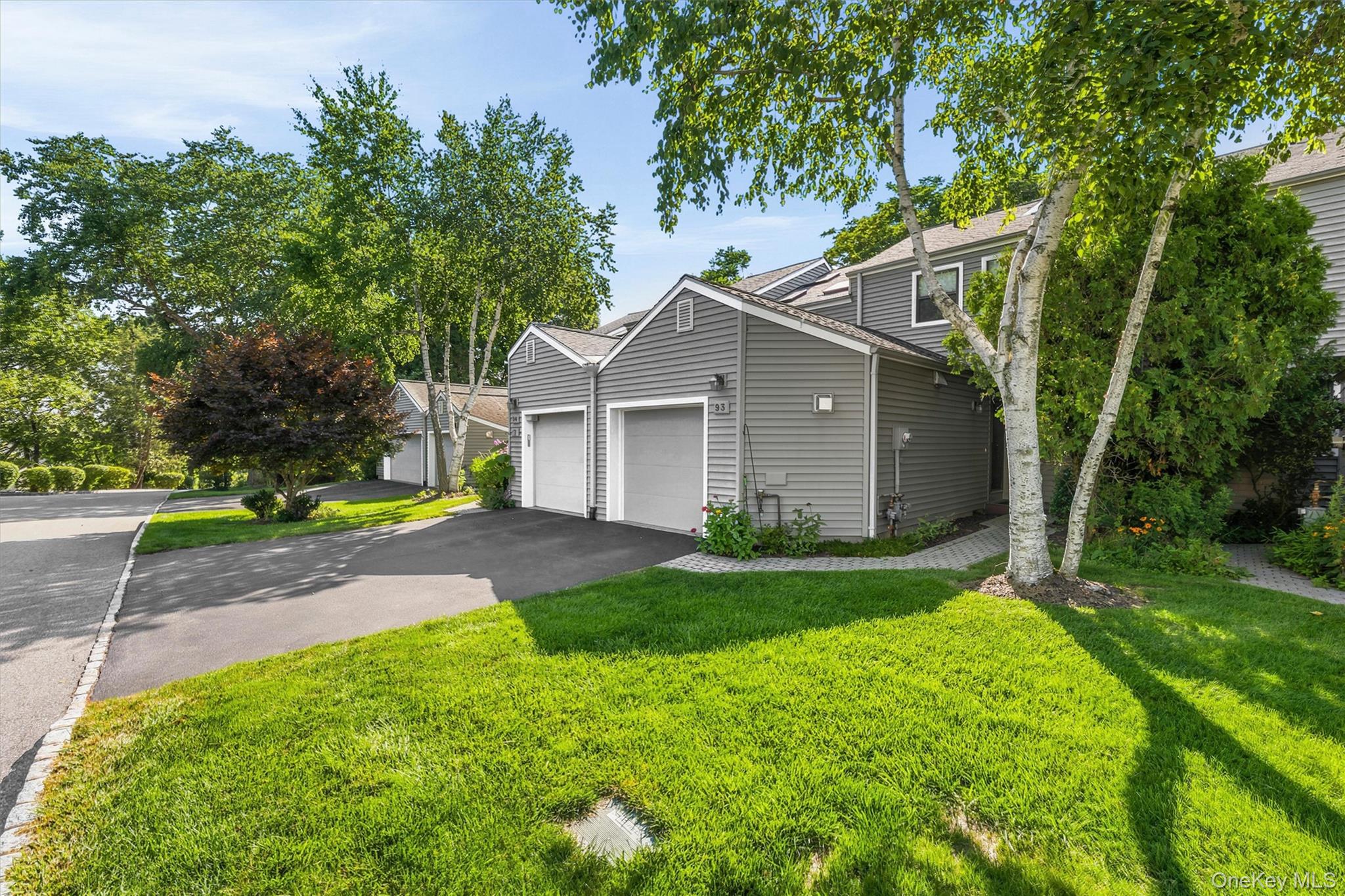 93 Bridle Path Road Property Photo 1