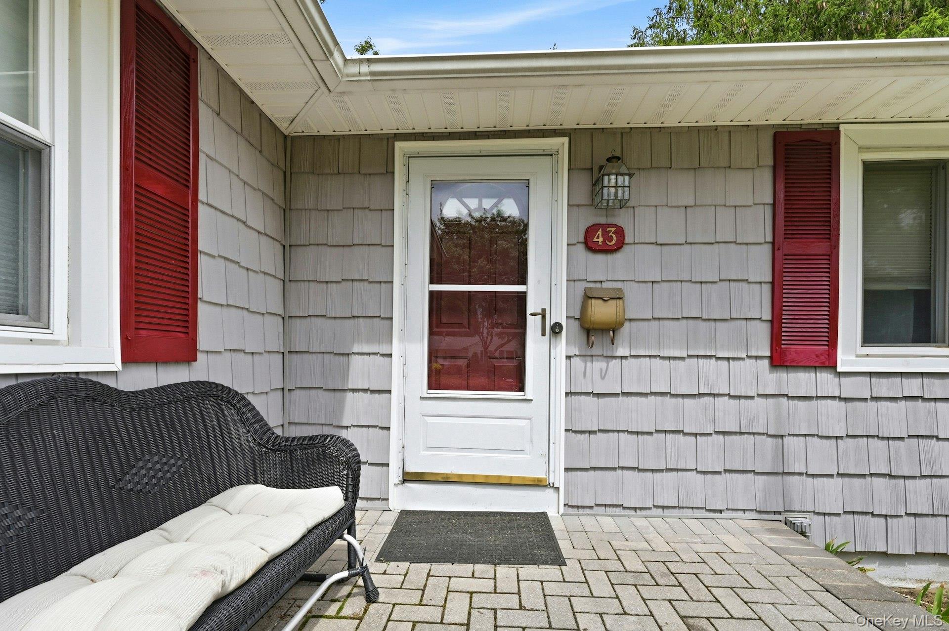 43 Tappan Avenue Property Photo 4