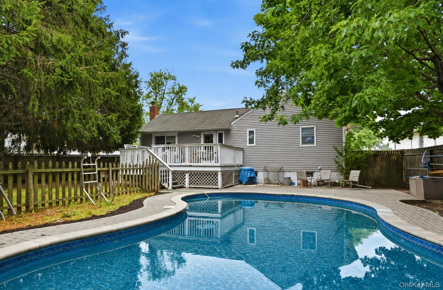 43 Tappan Avenue Property Photo 8
