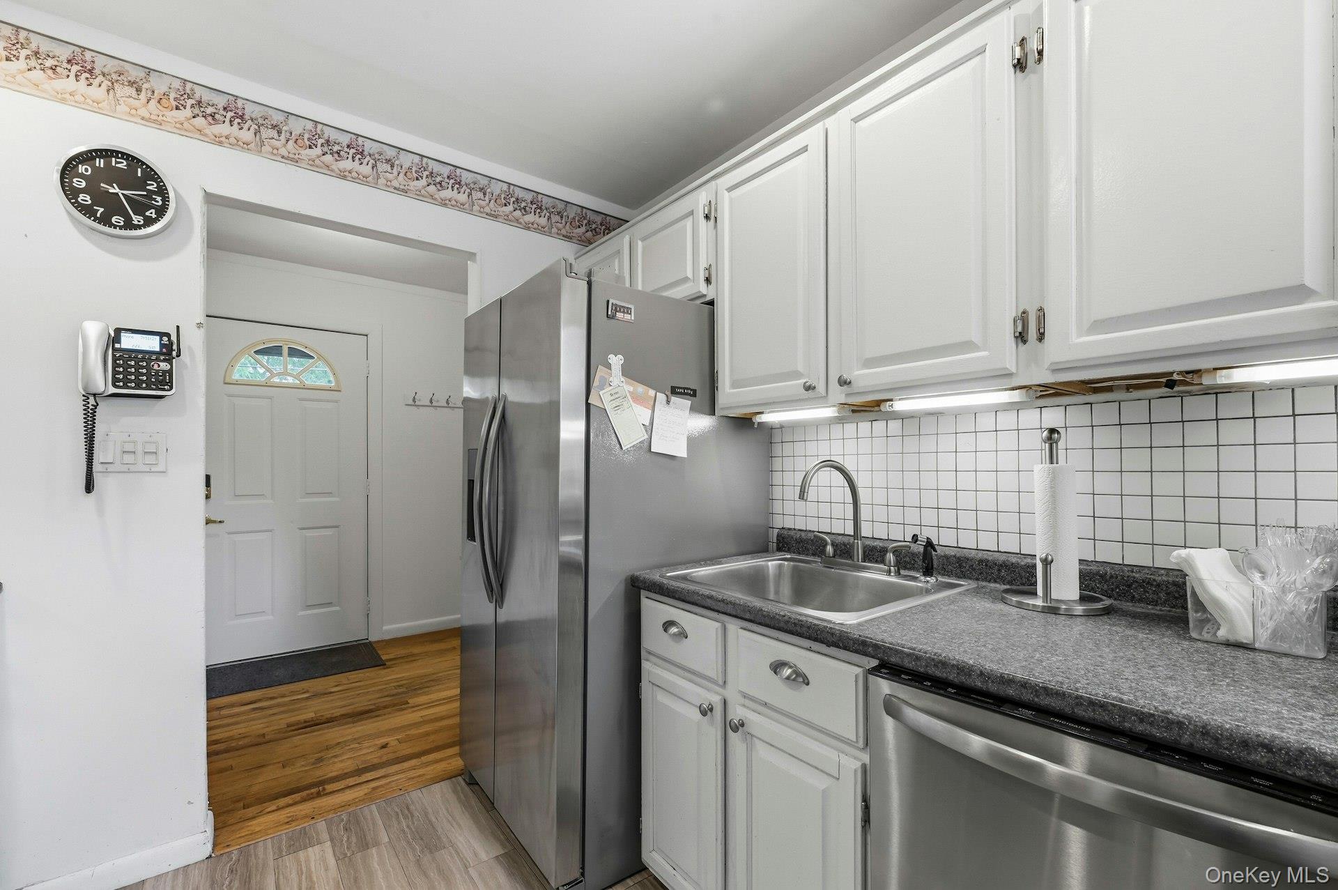 43 Tappan Avenue Property Photo 9