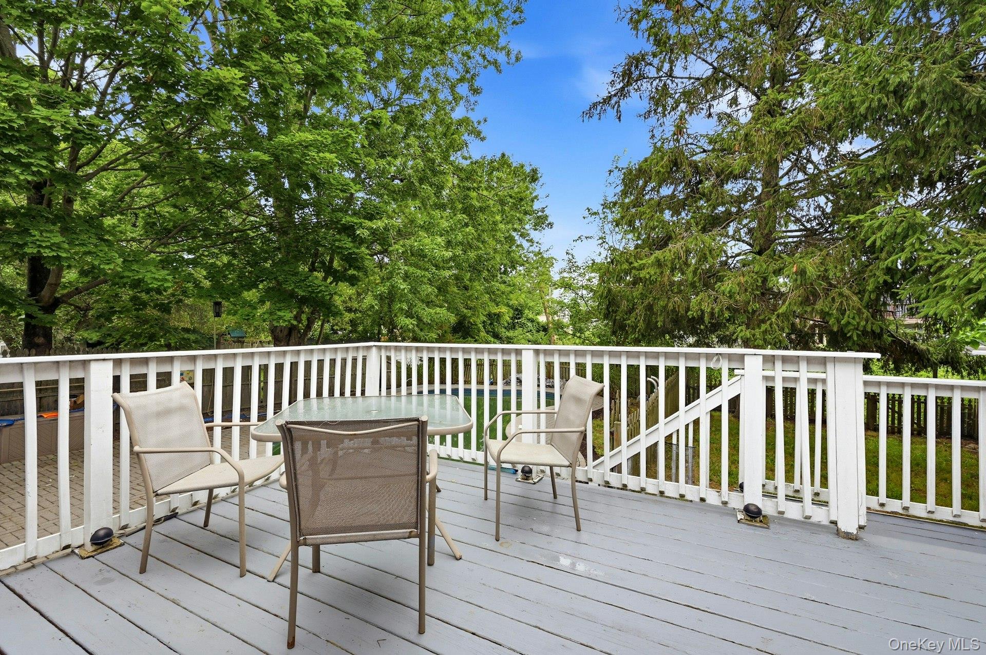 43 Tappan Avenue Property Photo 23