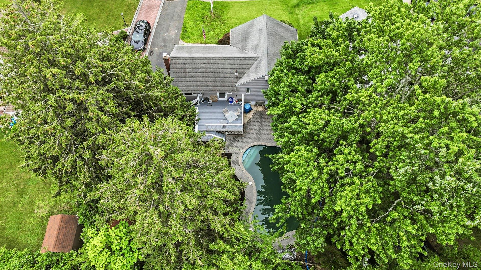 43 Tappan Avenue Property Photo 28