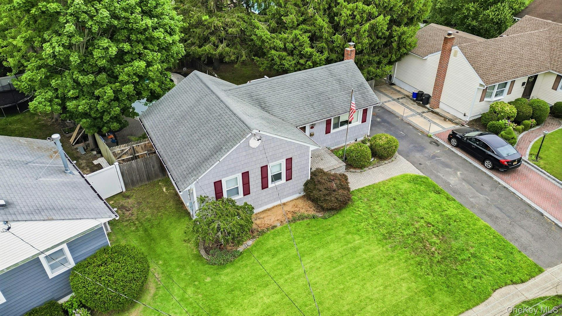 43 Tappan Avenue Property Photo 30