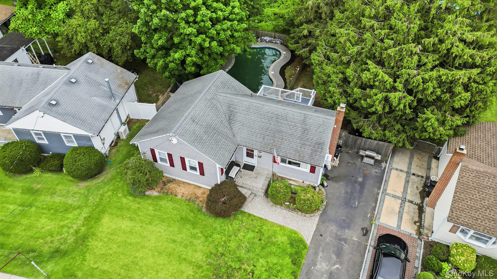 43 Tappan Avenue Property Photo 34