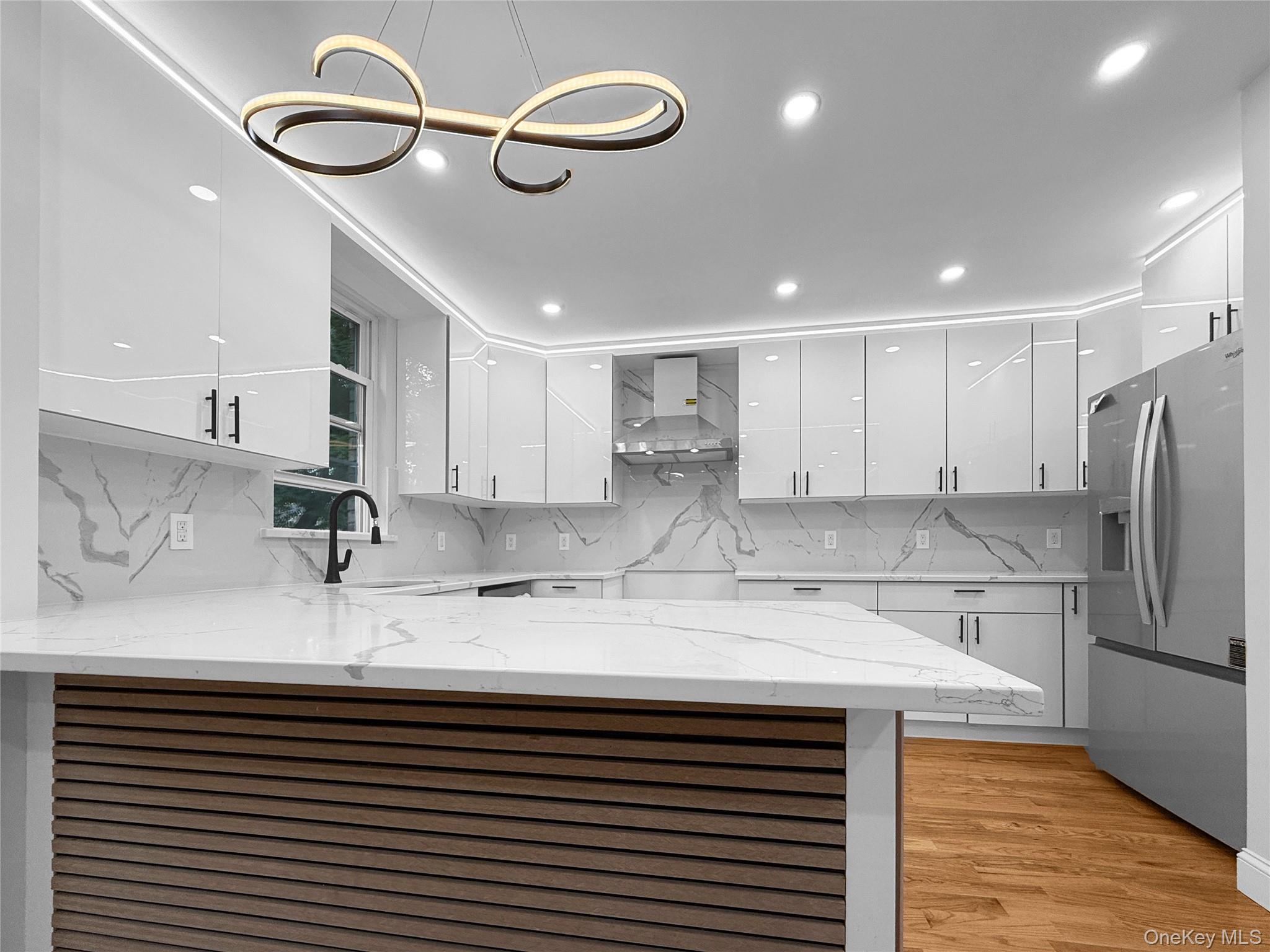 14320 182nd Place Property Photo 7