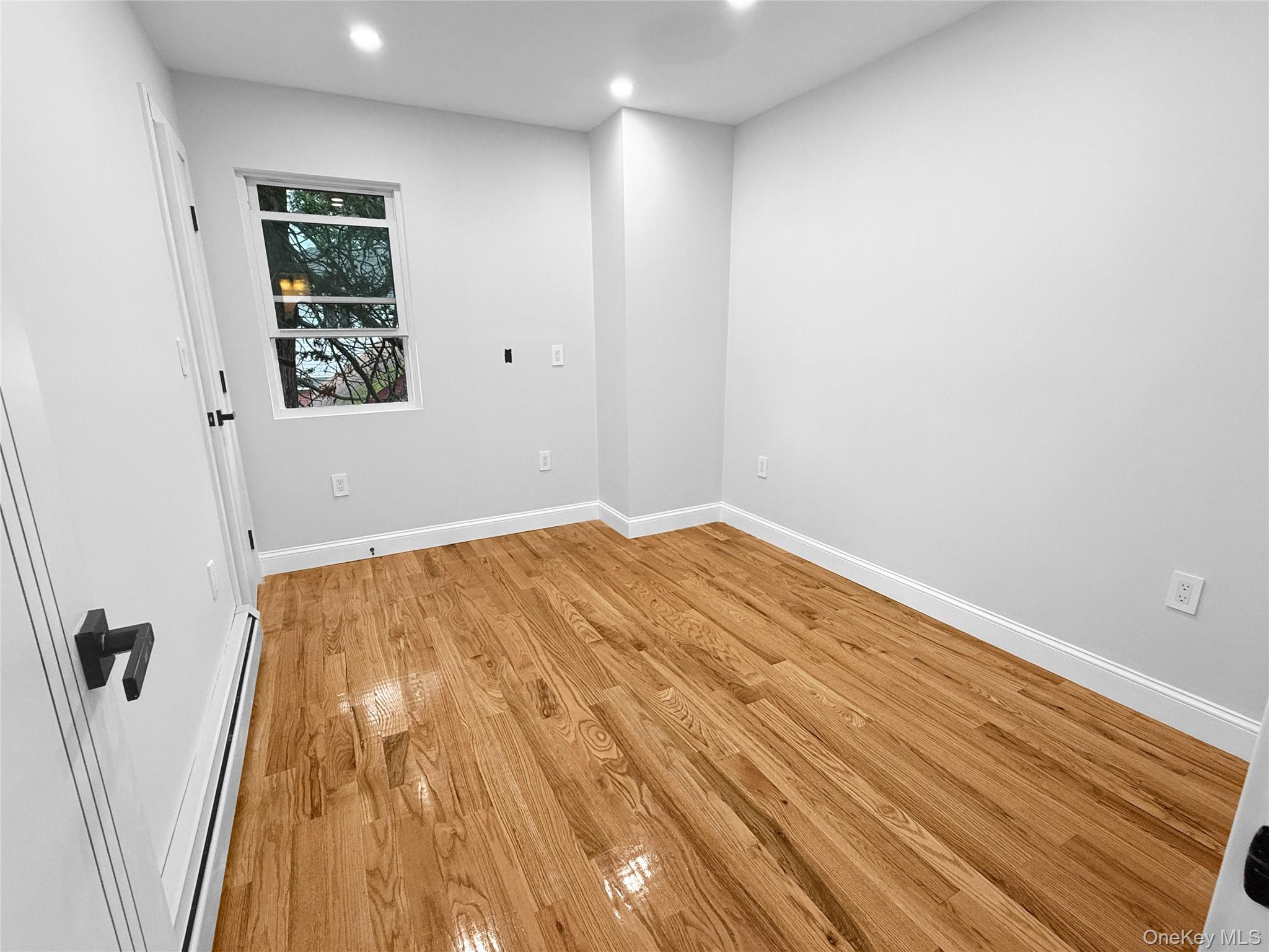 14320 182nd Place Property Photo 12