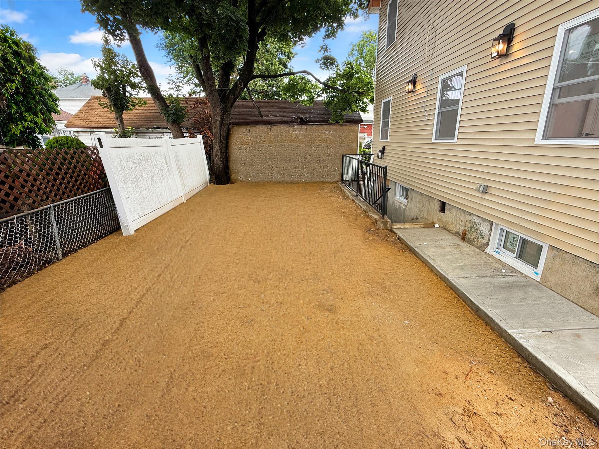 14320 182nd Place Property Photo 33