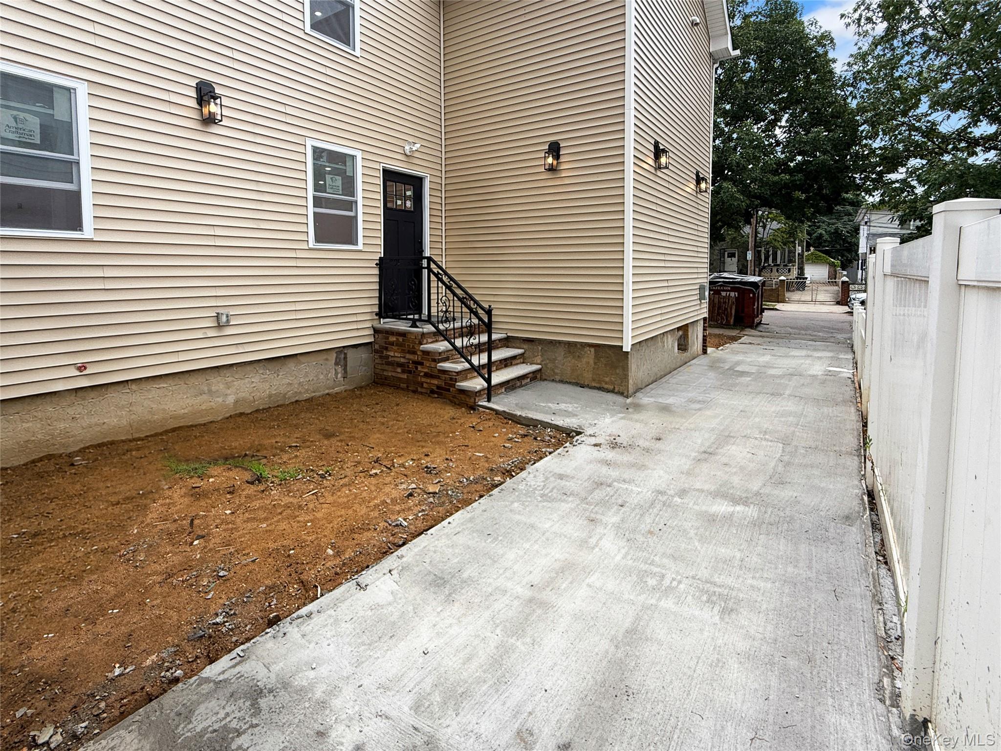 14320 182nd Place Property Photo 34