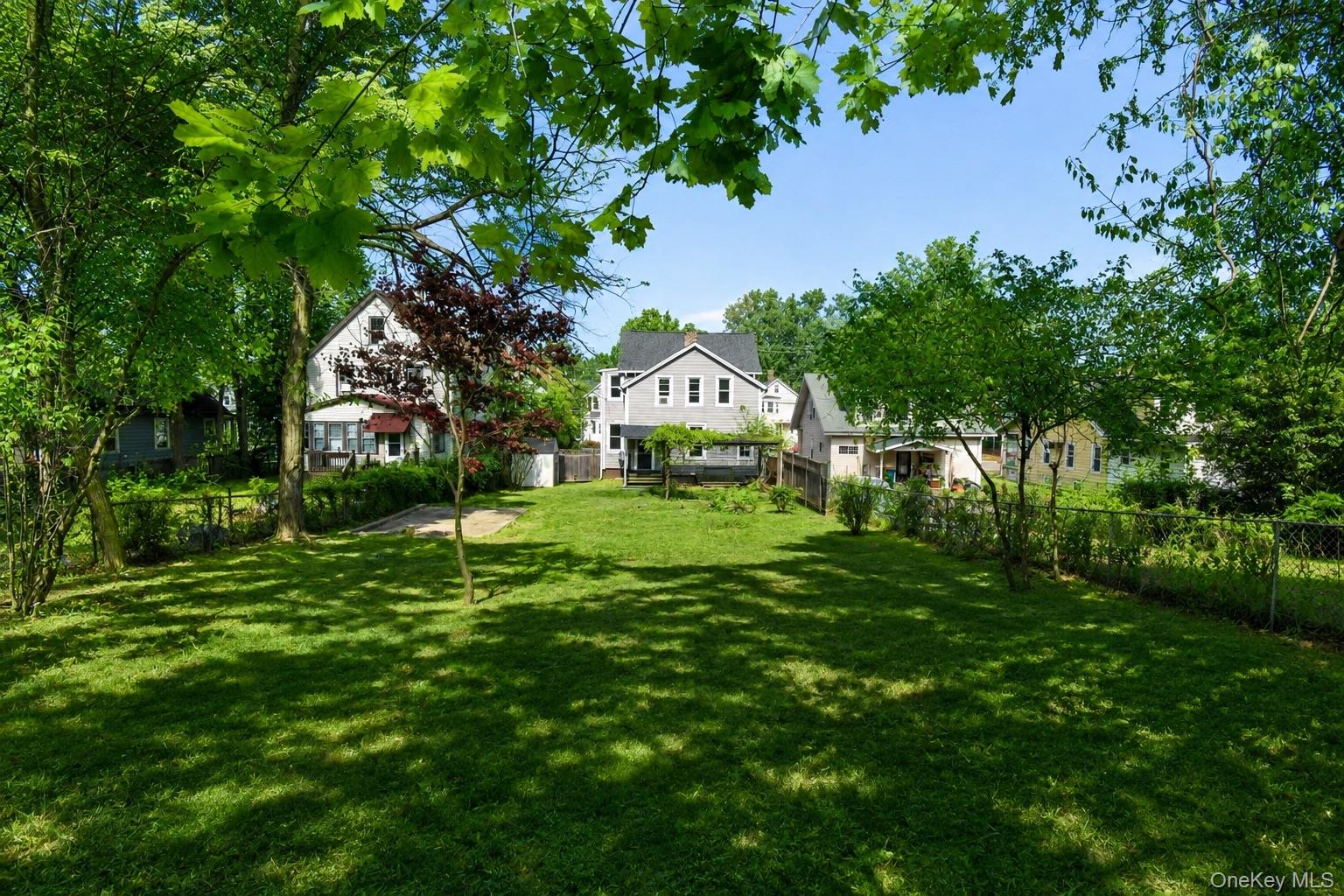 79 Rombout Avenue Property Photo 13