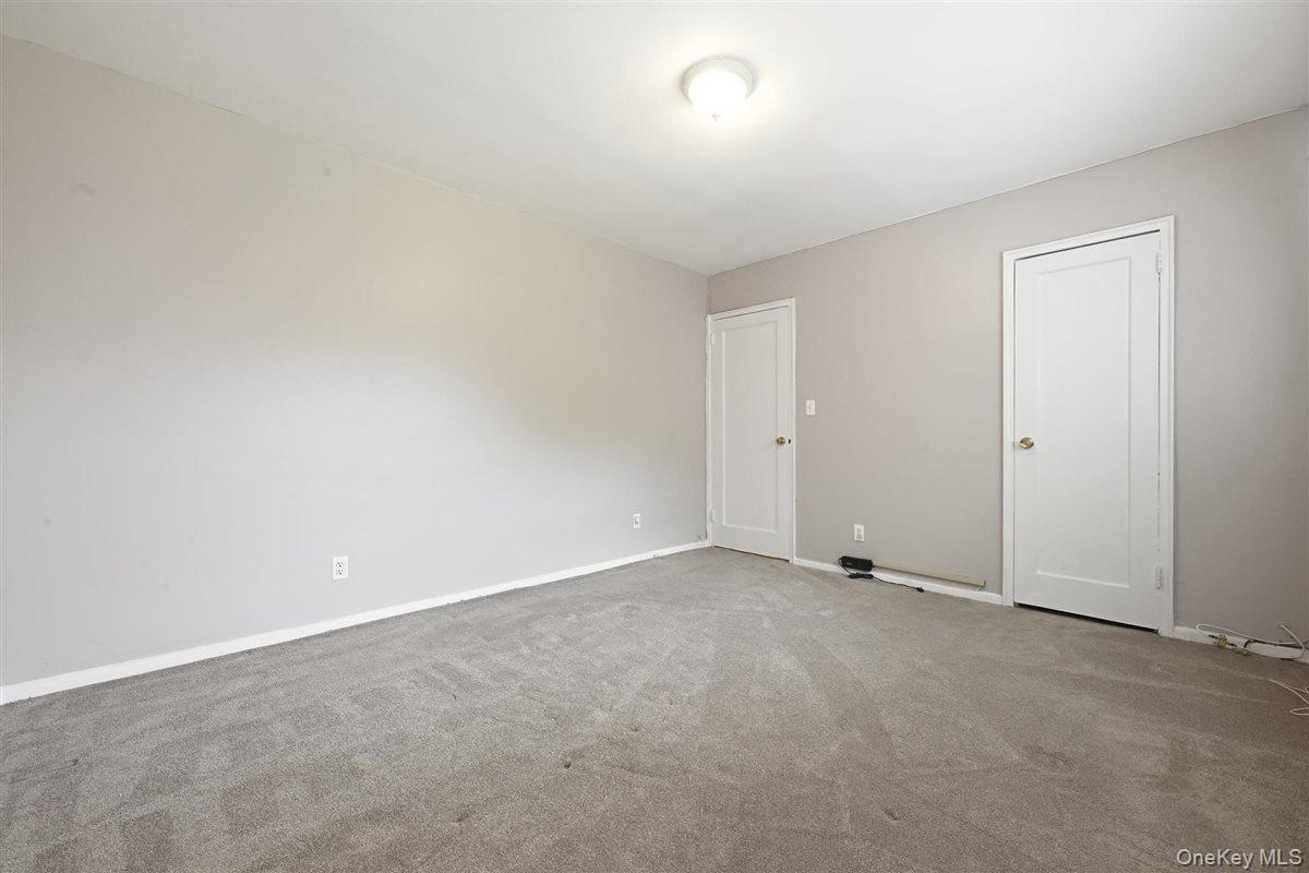 82-75 Langdale Street 103a Property Photo 14