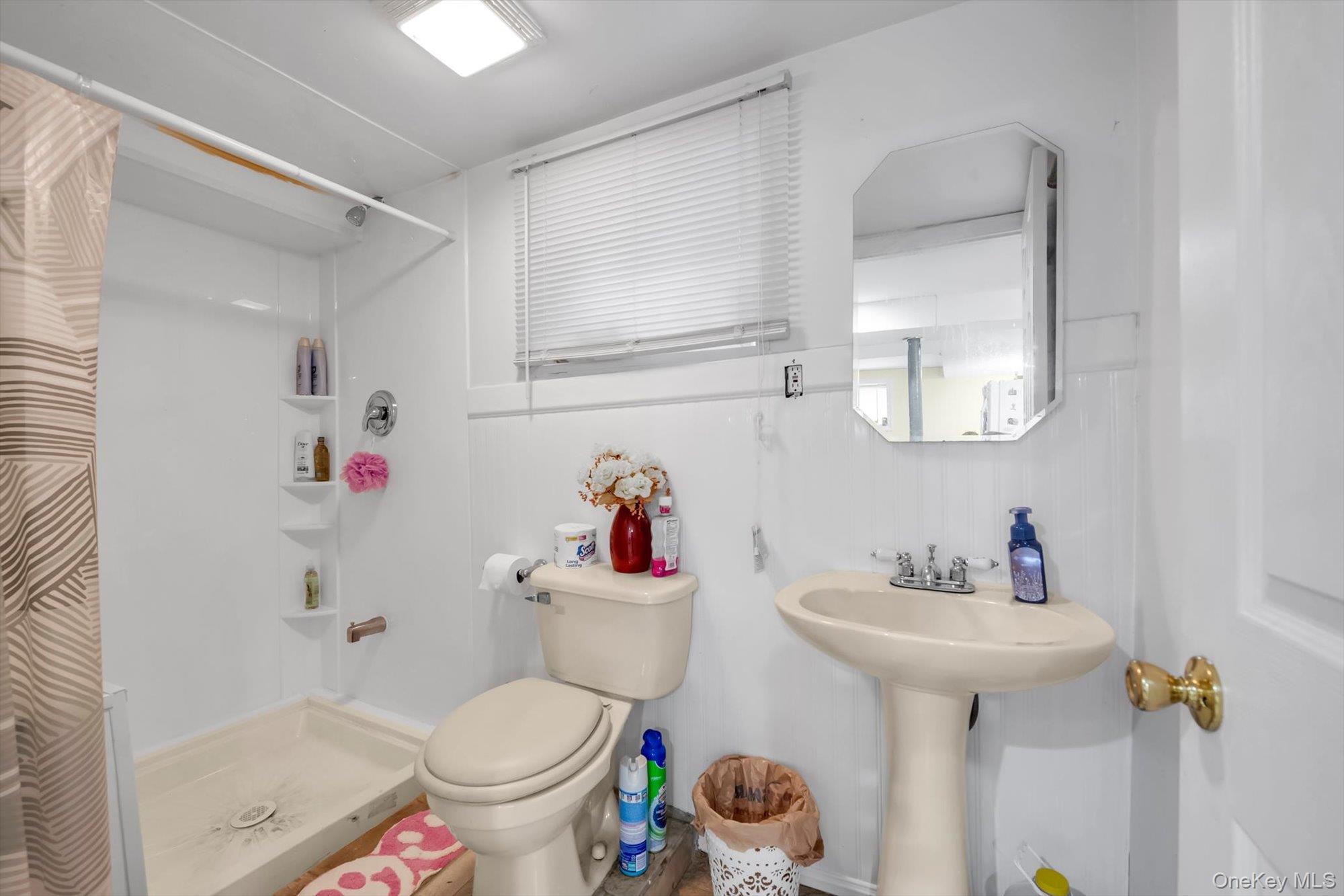 90-34 190th Street Property Photo 19