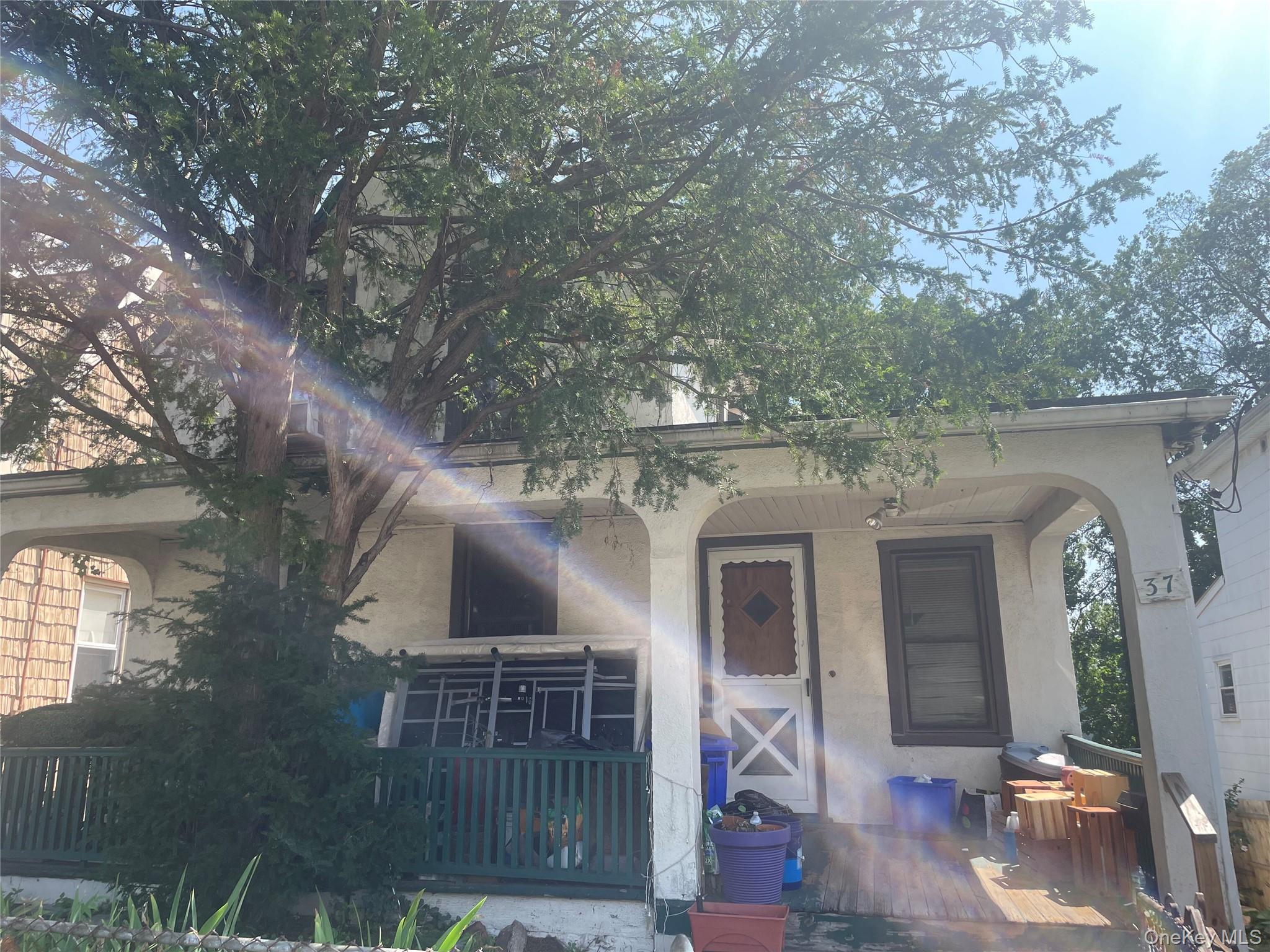 37 S 14th Avenue Property Photo 2