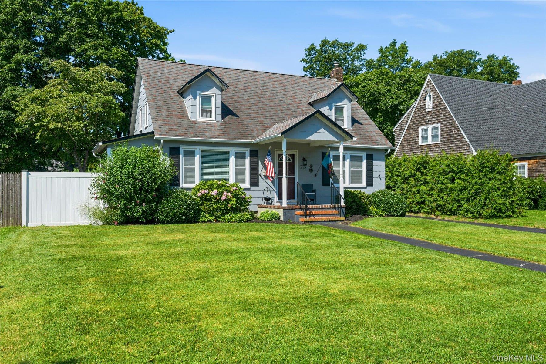 277 Howell Avenue Property Photo 1