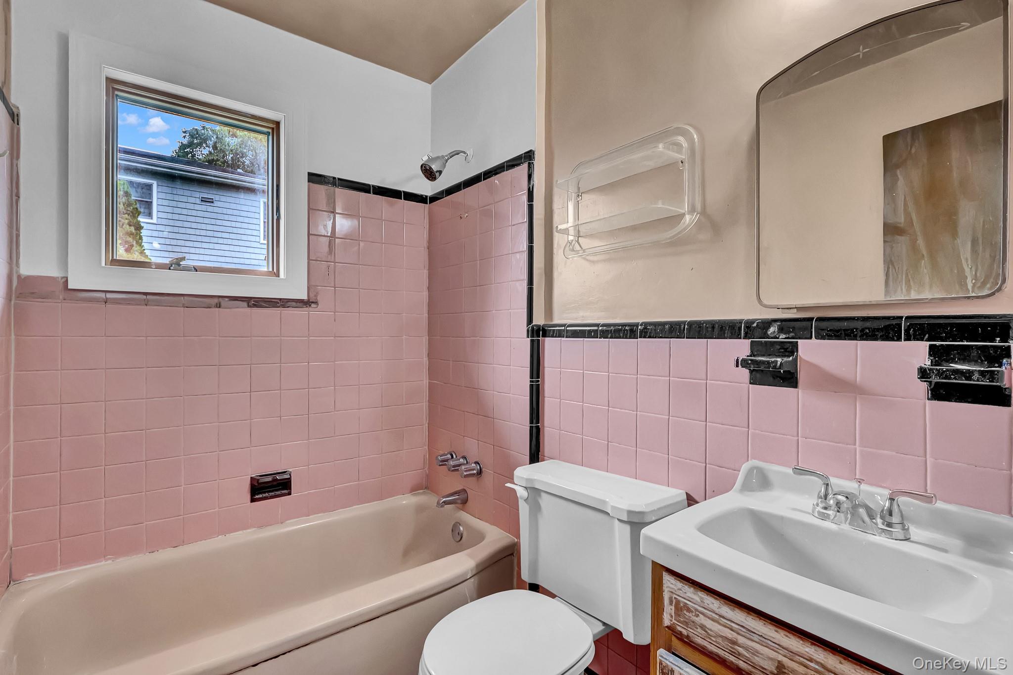 505 Leonard Boulevard Property Photo 18