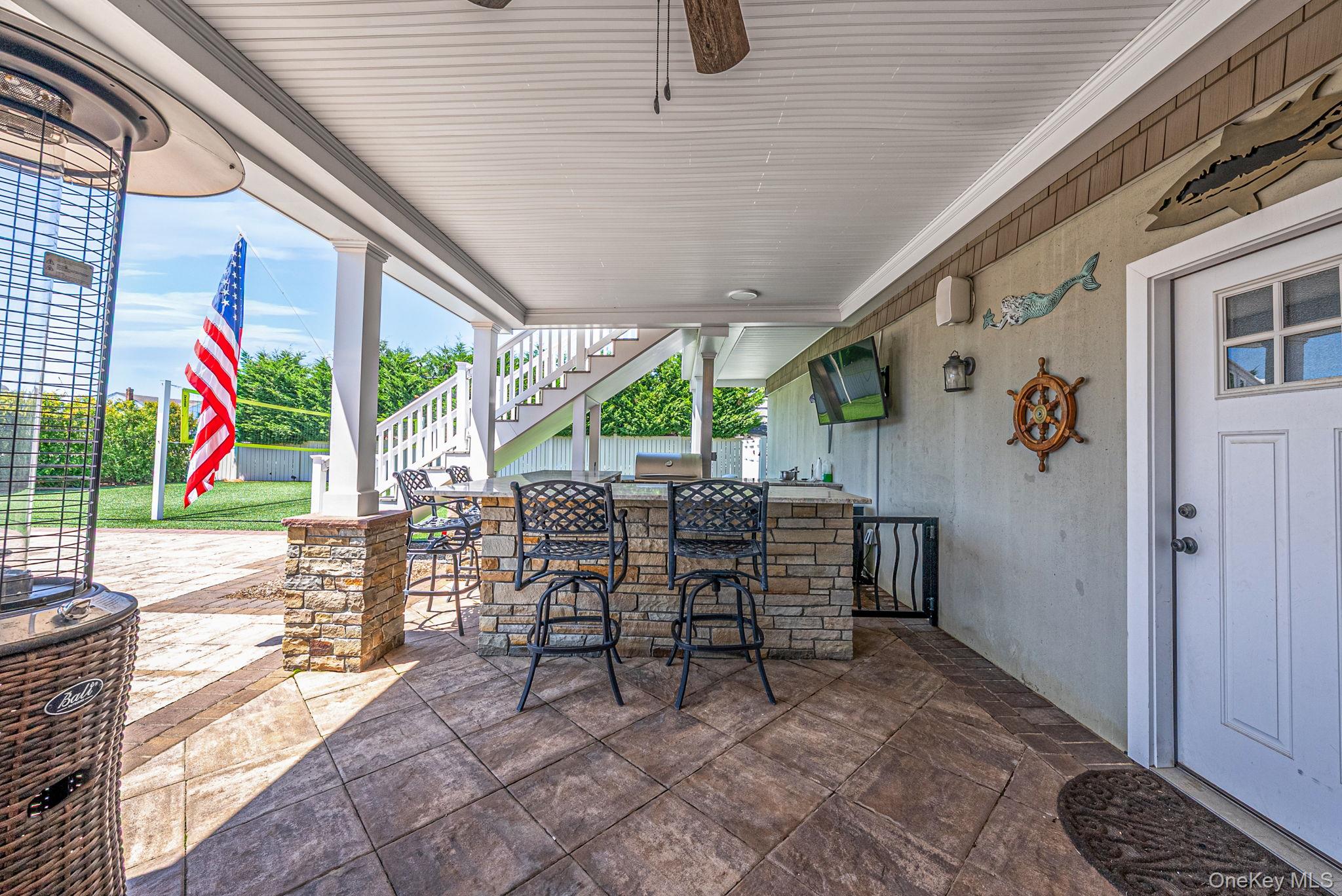 10 Raeburn Court Property Photo 11