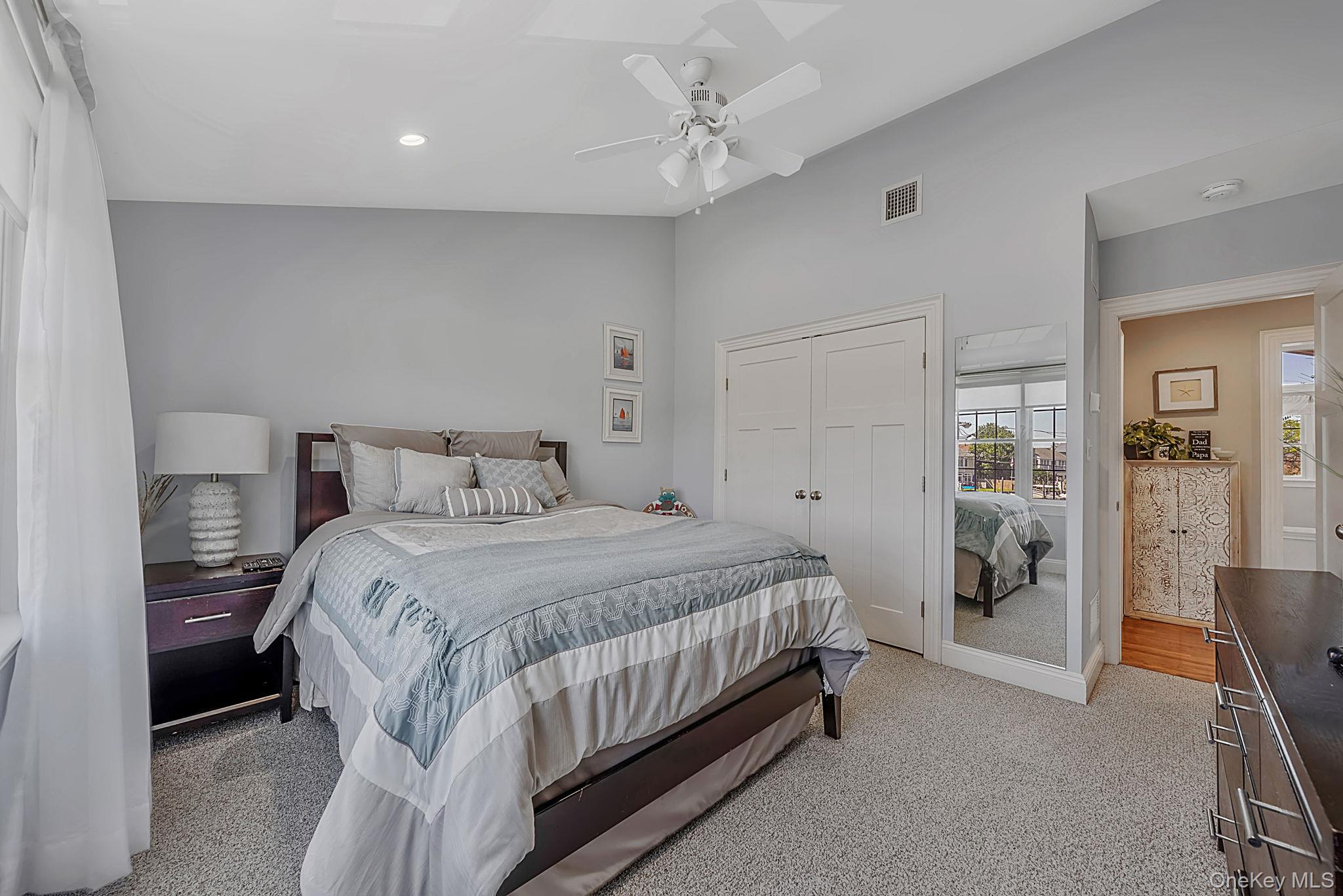 10 Raeburn Court Property Photo 32