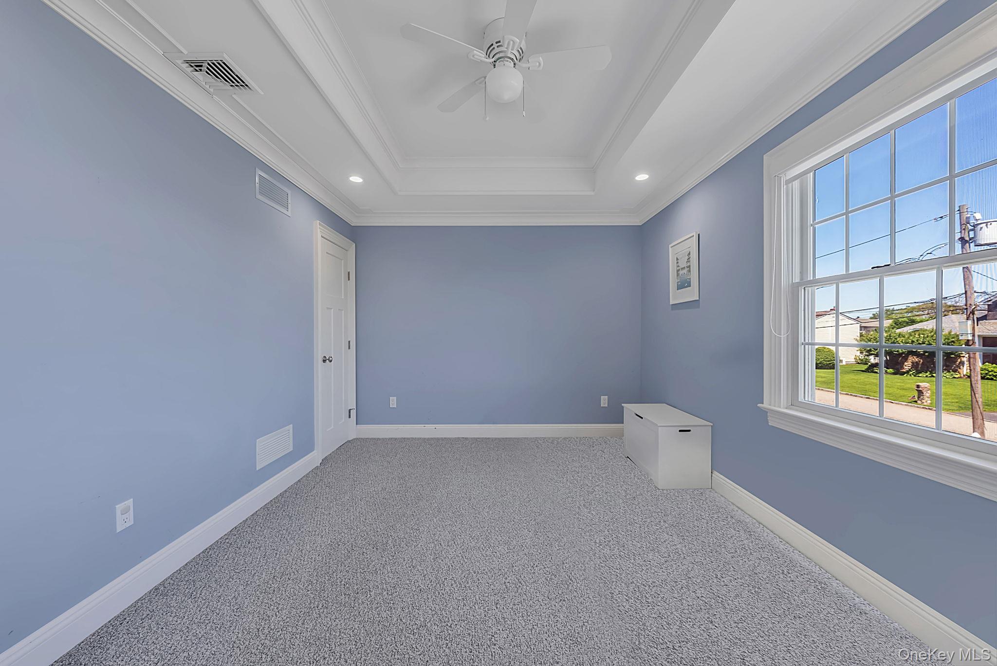 10 Raeburn Court Property Photo 38