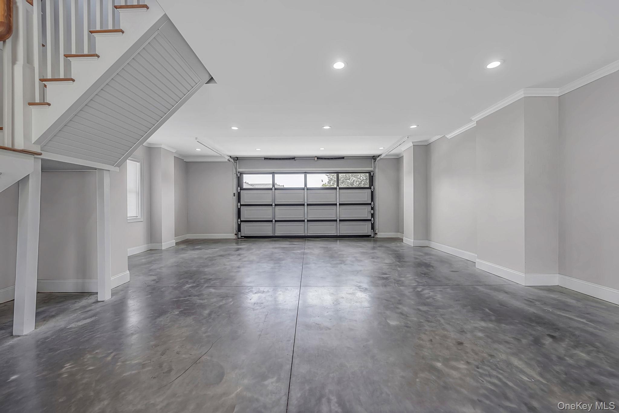 10 Raeburn Court Property Photo 40