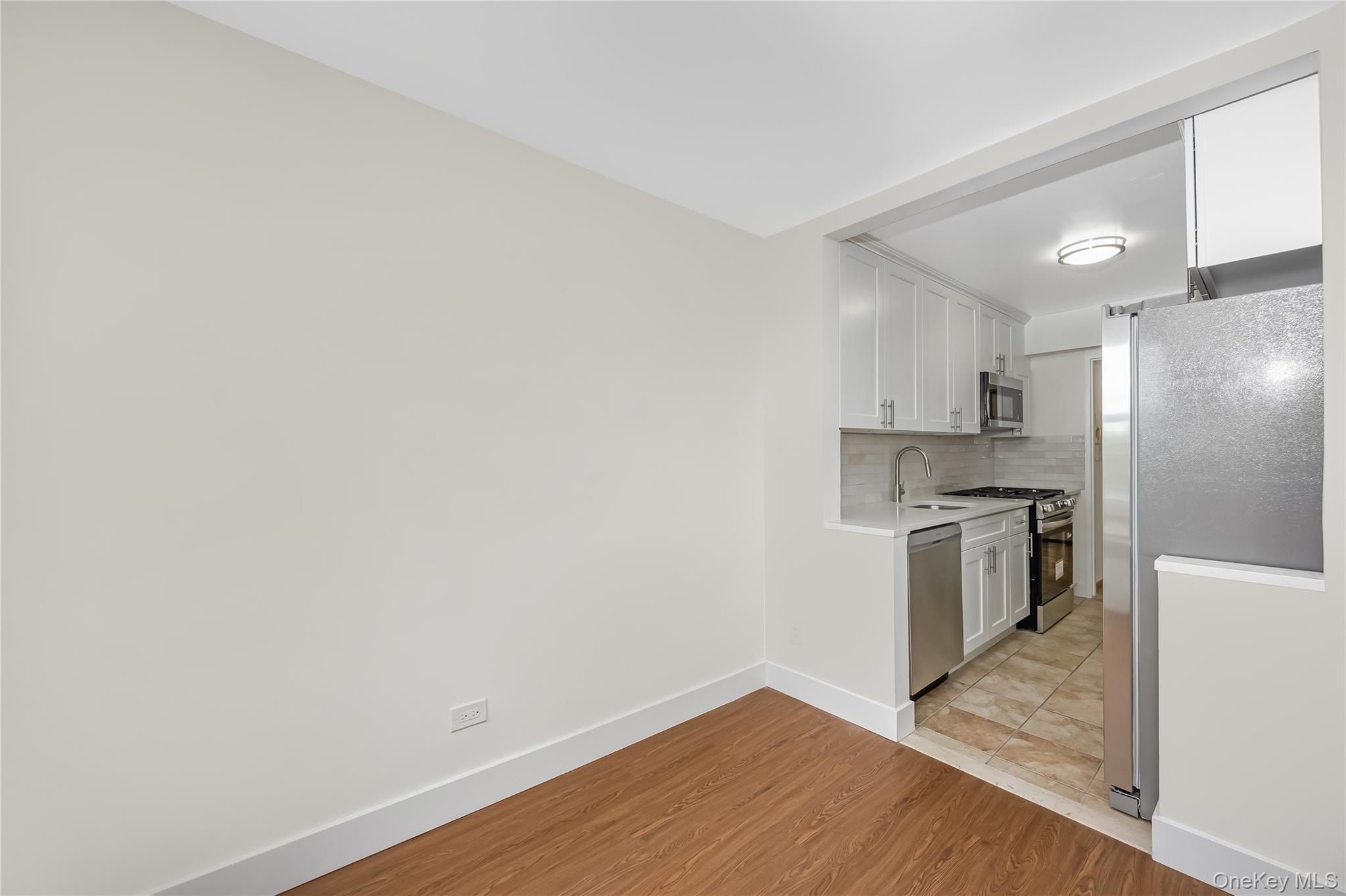 87-10 149th Avenue 5n Property Photo 10