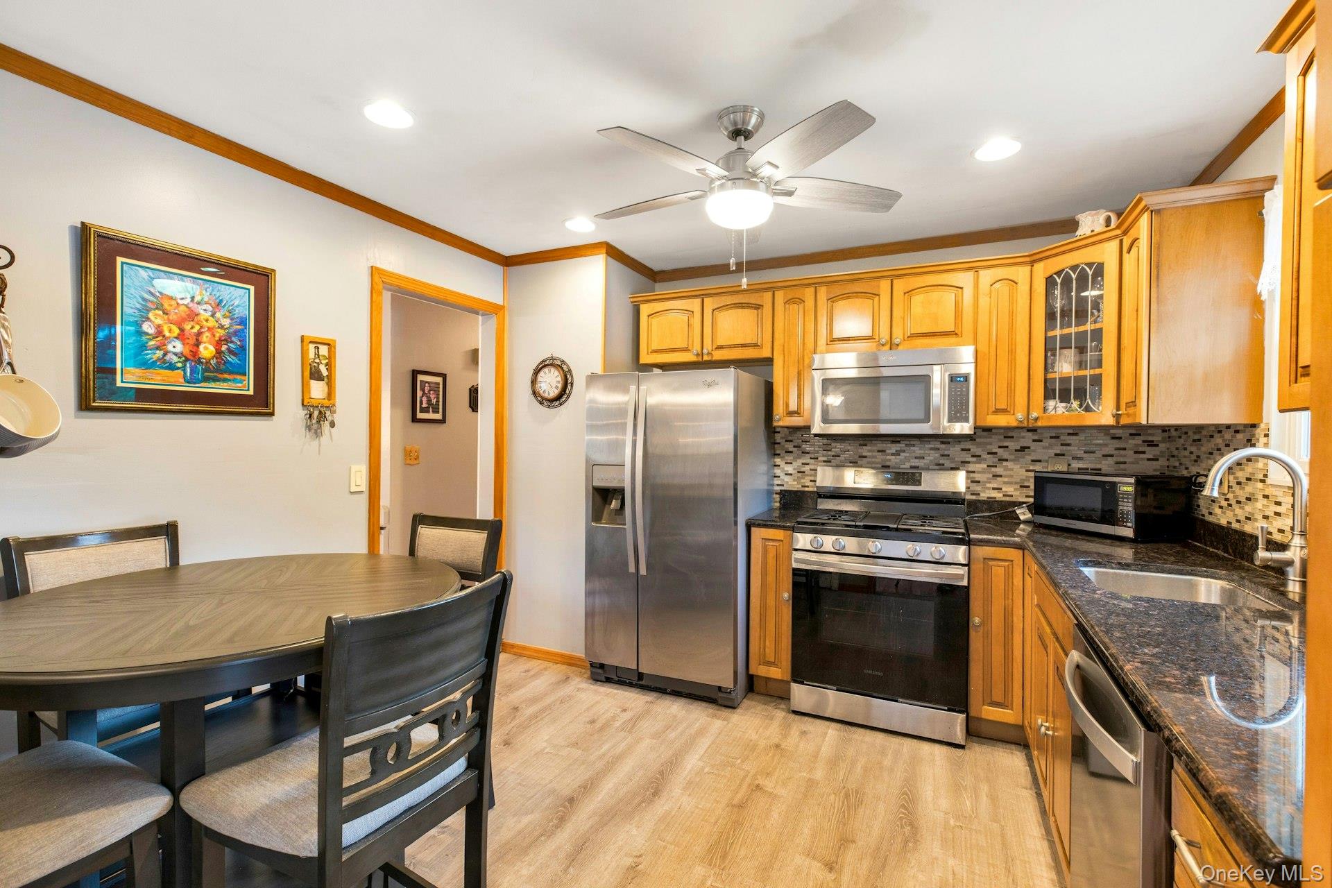 14 Floradora Drive Property Photo 6