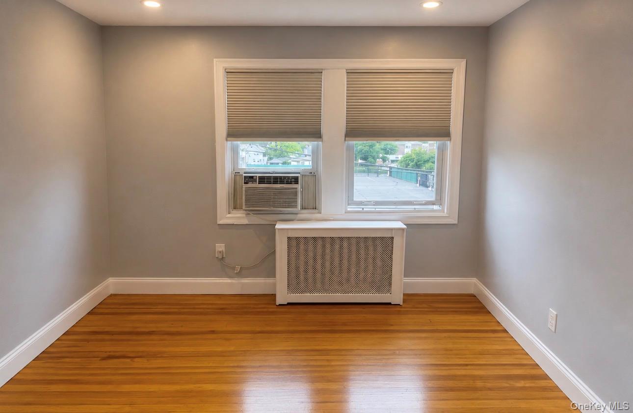 49 Hempstead Avenue Property Photo 7