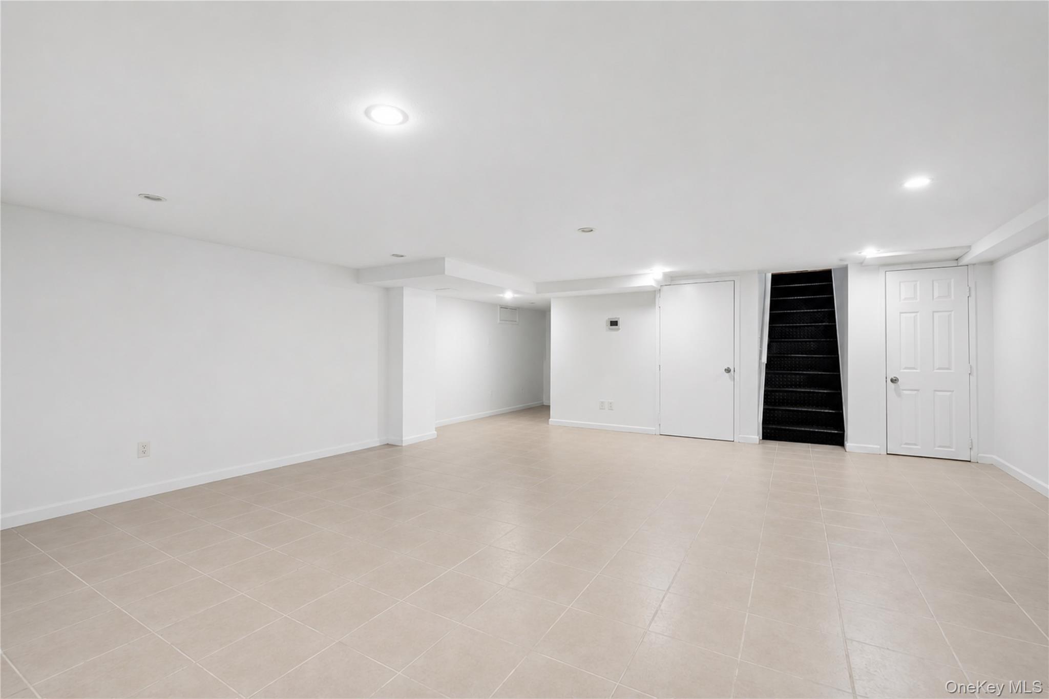 87-14 169th Street Property Photo 33